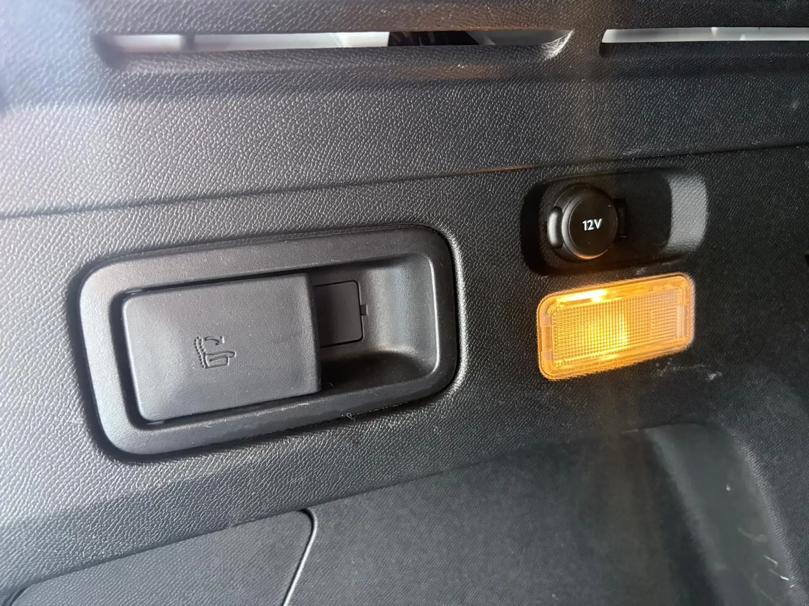 Peugeot 3008 1.2 PureTech Allure EAT8 30