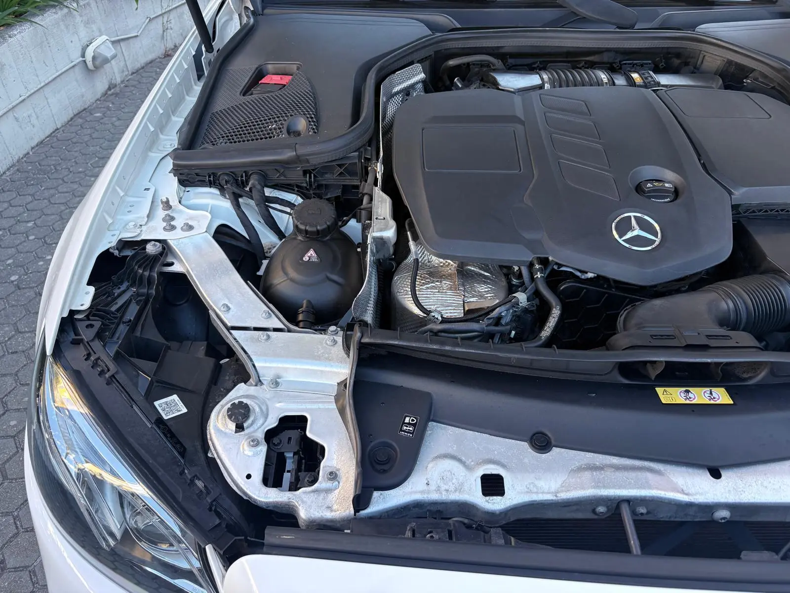 Mercedes-Benz E 220 d AMG Line Aut. 19