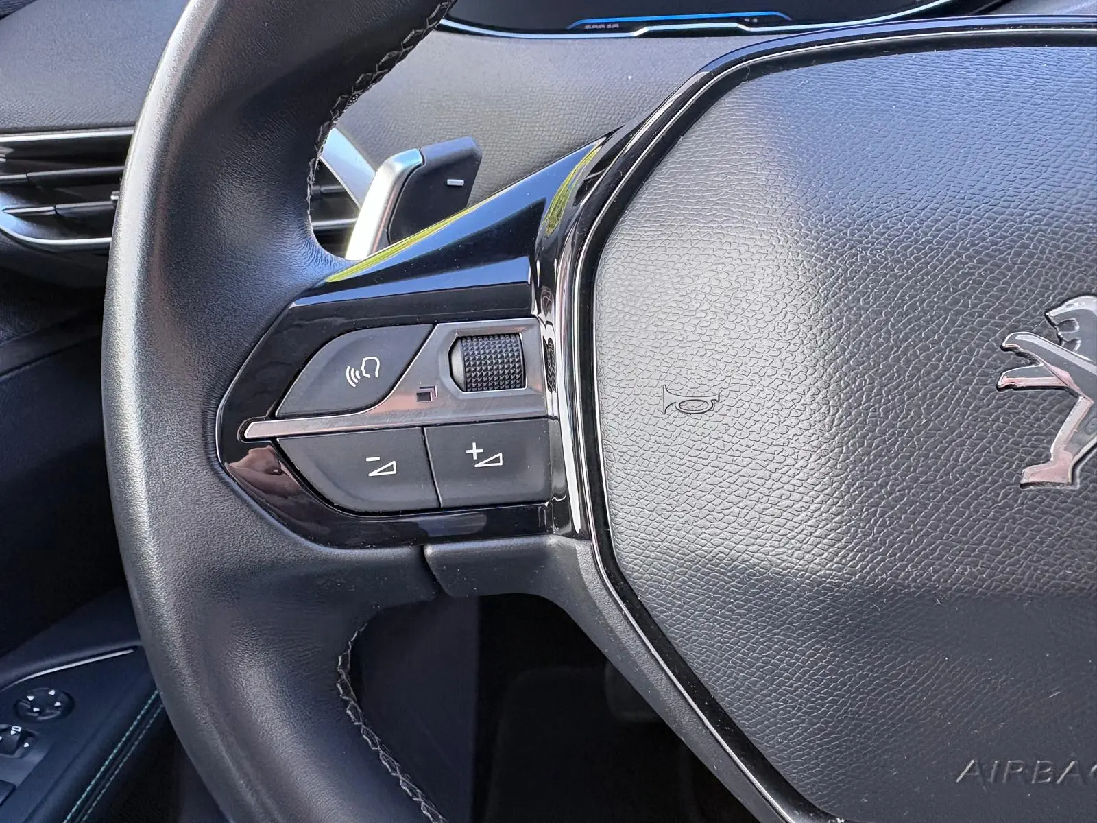 Peugeot 5008 1.2 PureTech Allure EAT8 35