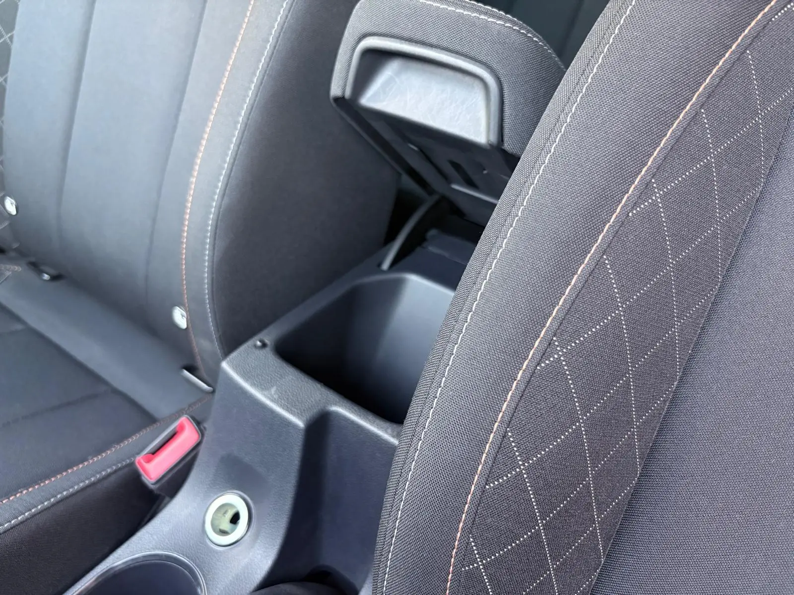 Skoda Kamiq 1.0 TSI Ambition 33