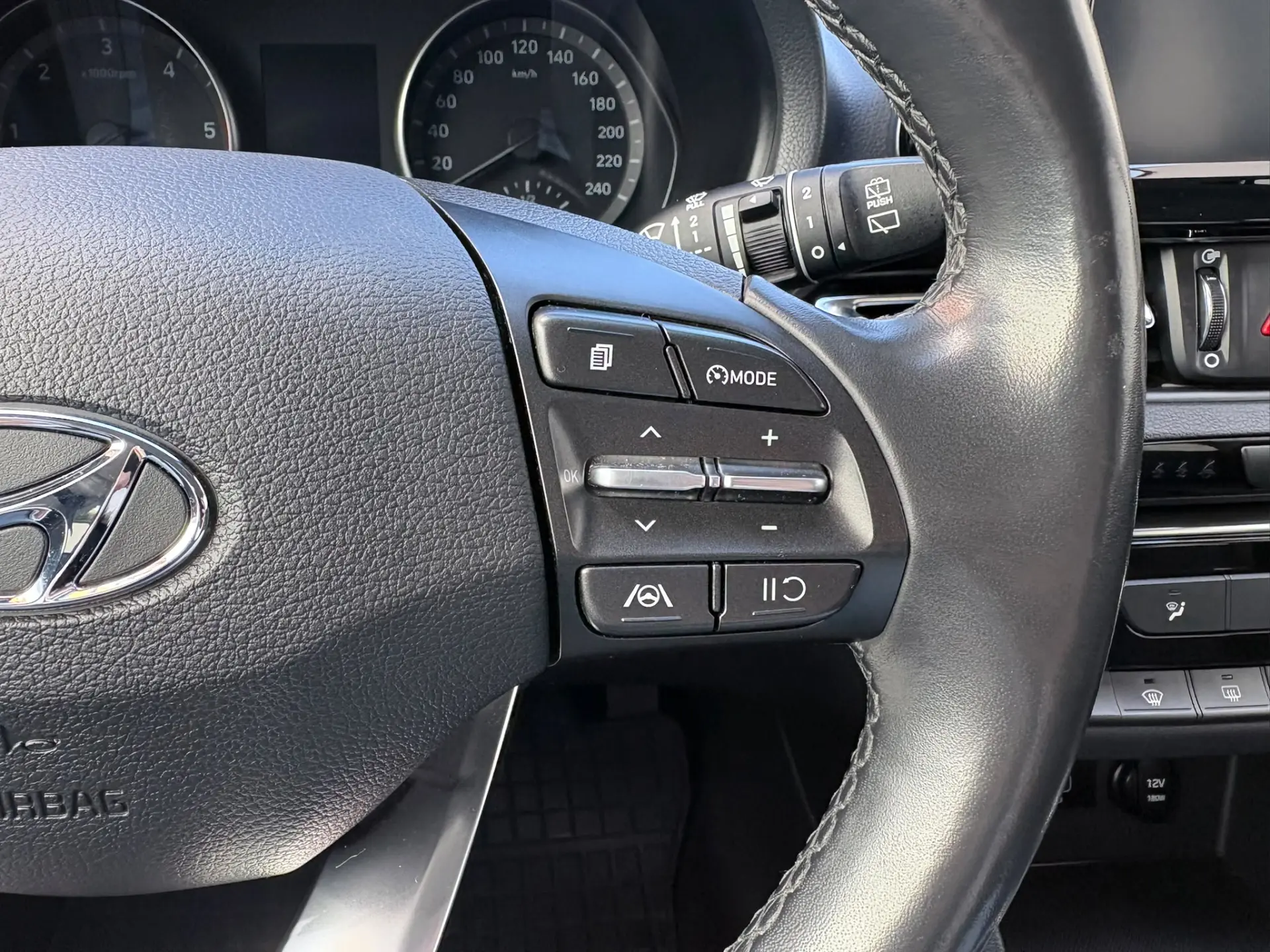 Hyundai i30 1.6 CRDi STyle Plus 37