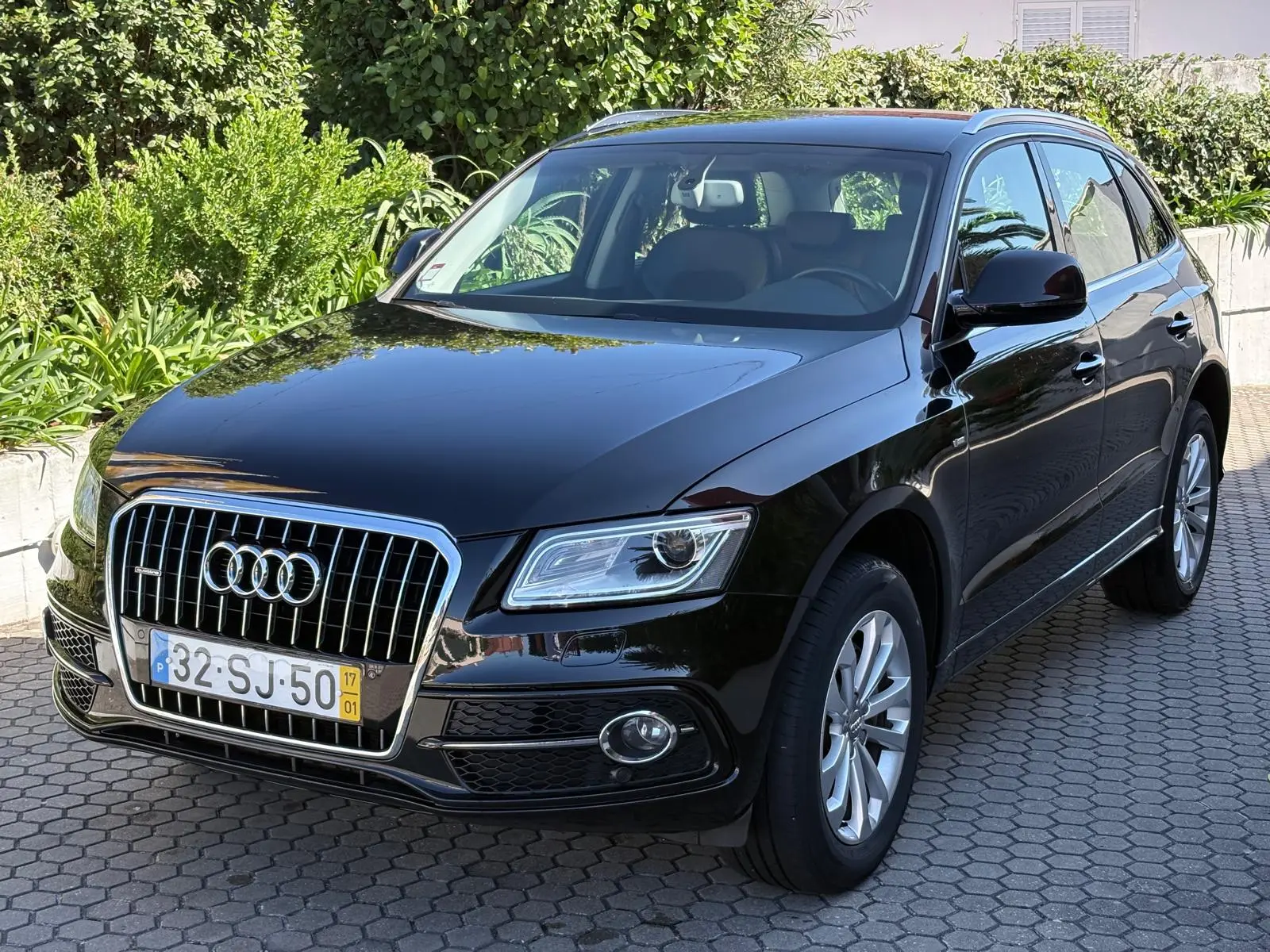 Audi Q5 2.0 TDI quattro S-line S-tronic 4