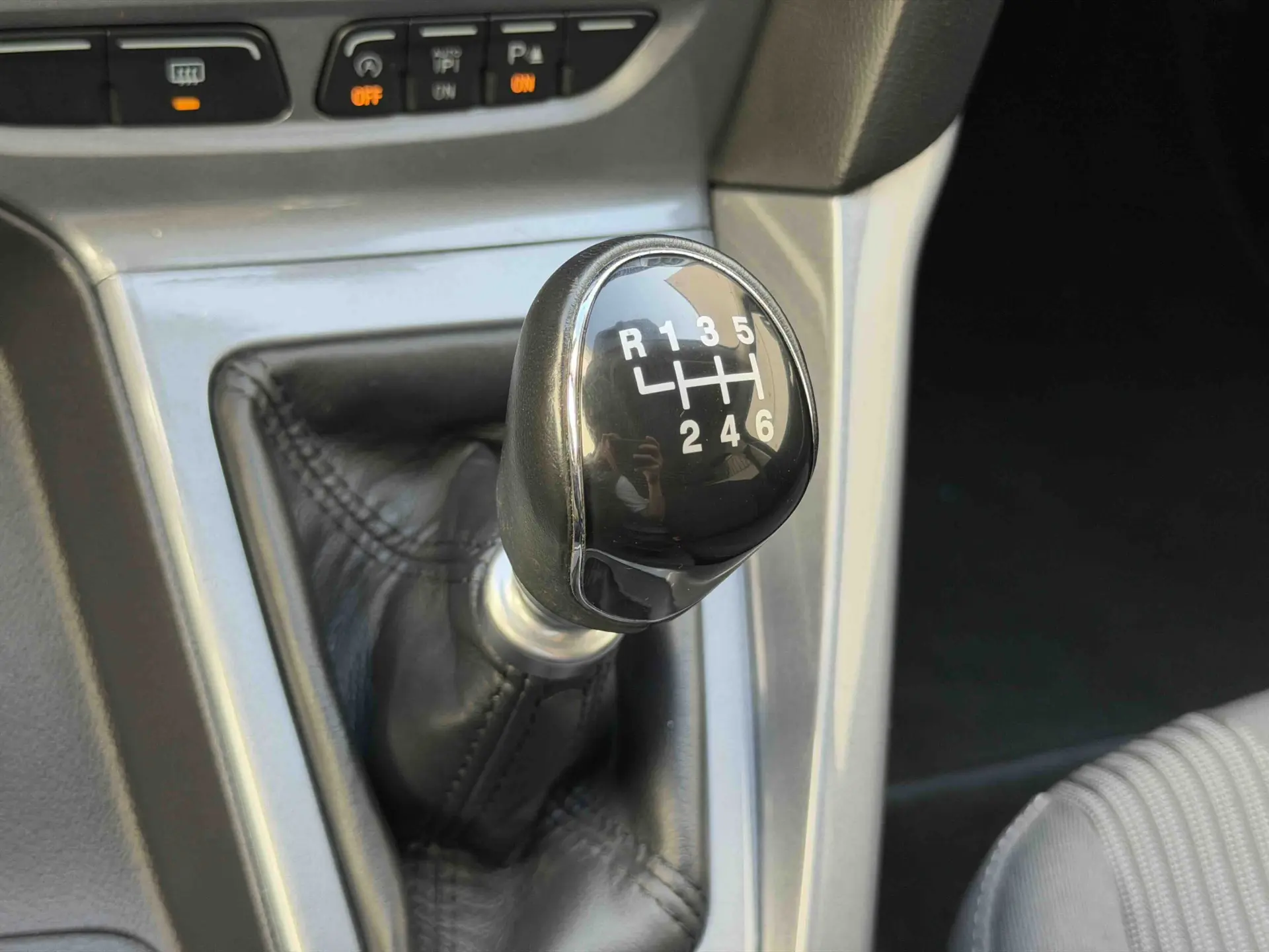 Ford Focus 1.0 SCTi Trend 48