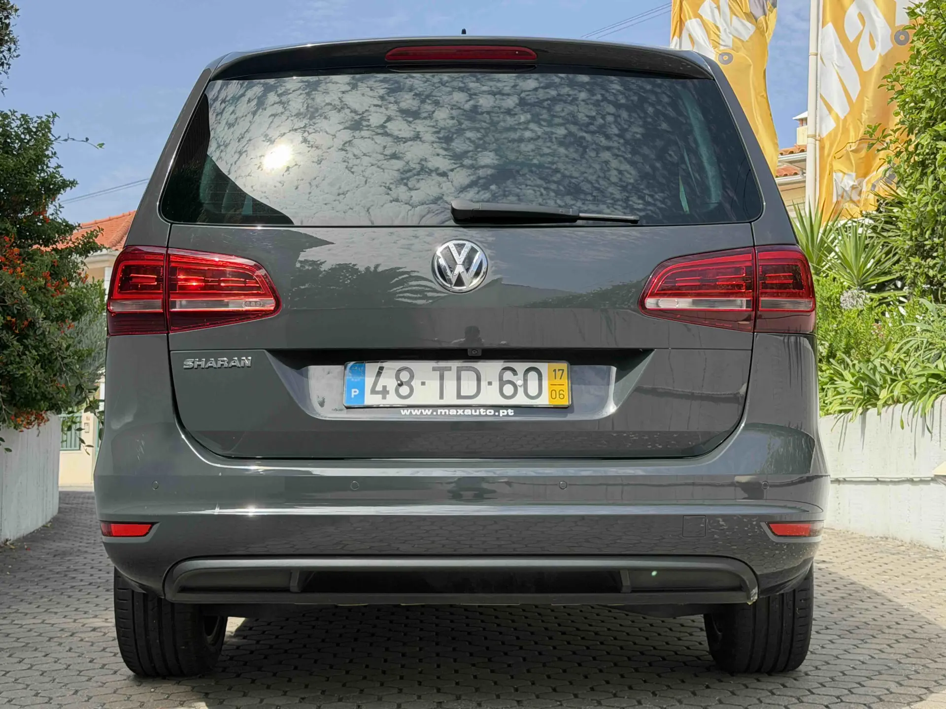 Volkswagen Sharan 2.0 TDI Blue Highline 24