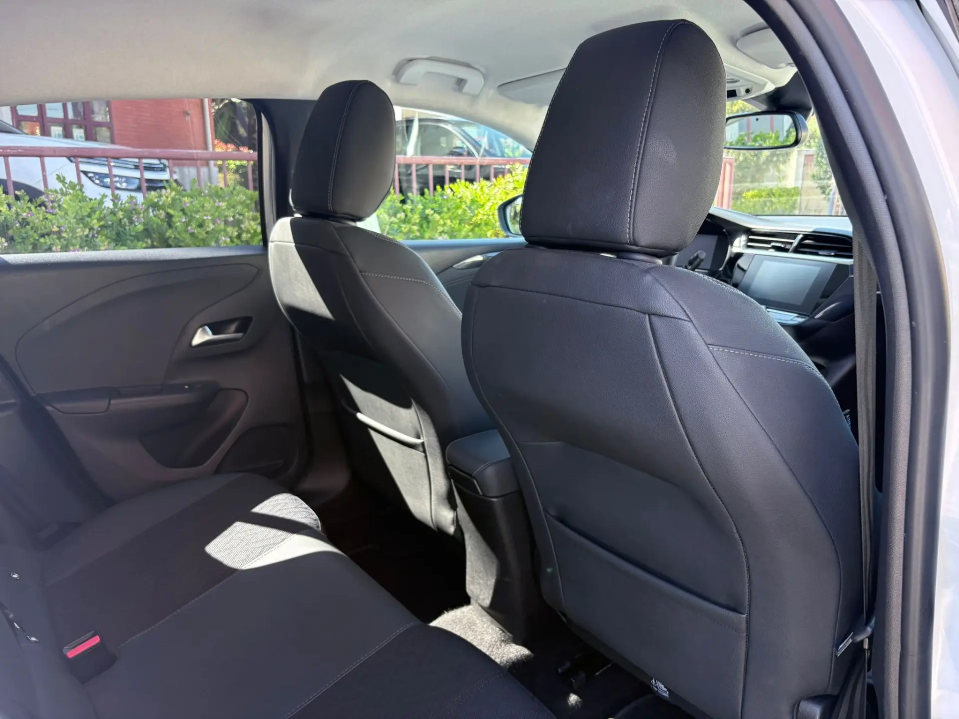 Opel Corsa 1.2 T Edition 54