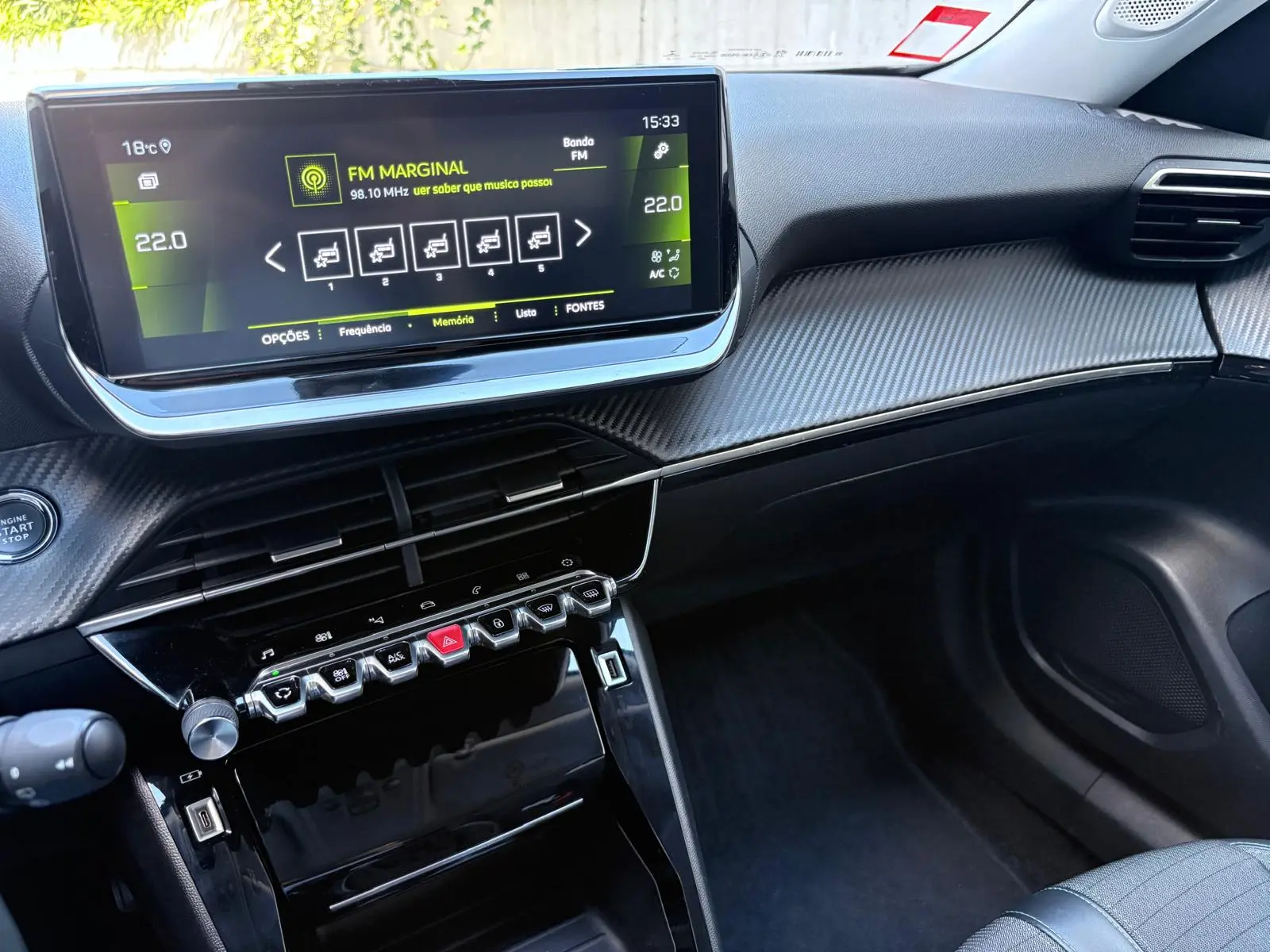 Peugeot 2008 1.2 PureTech Allure 47