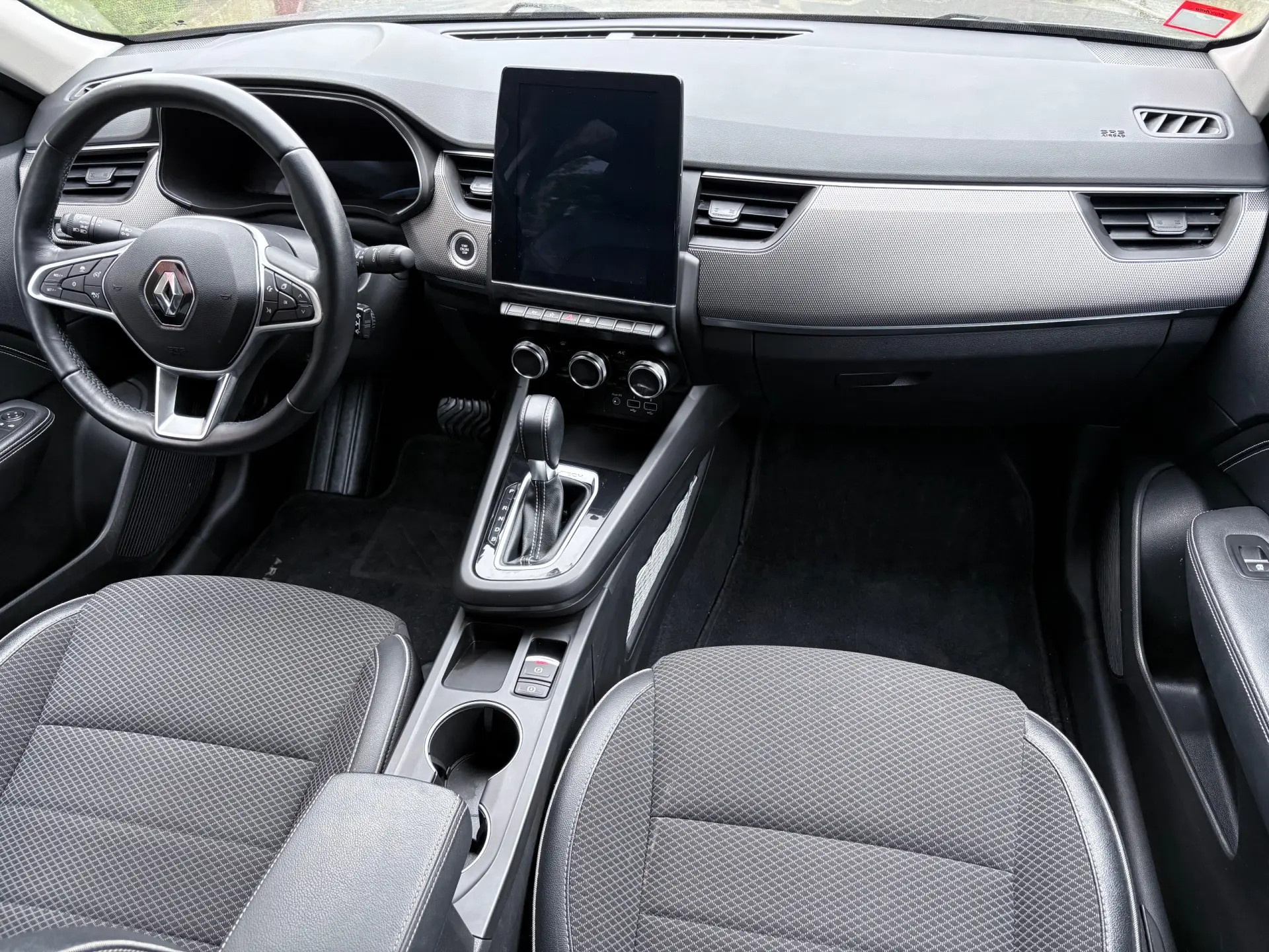 Renault Arkana 1.6 E-Tech Intens 32