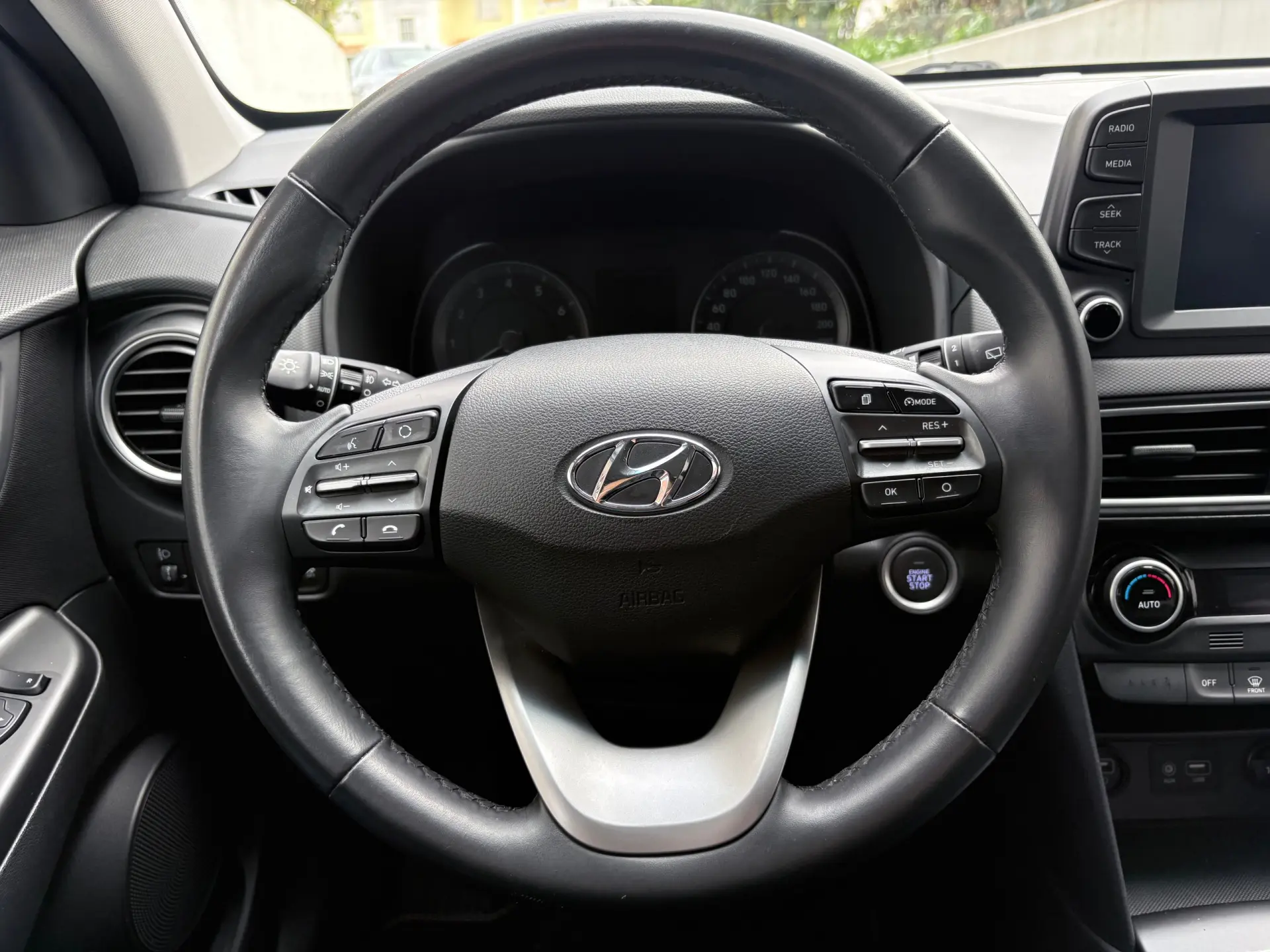 Hyundai Kauai 1.0 T-GDi Premium Tec.Preto 37