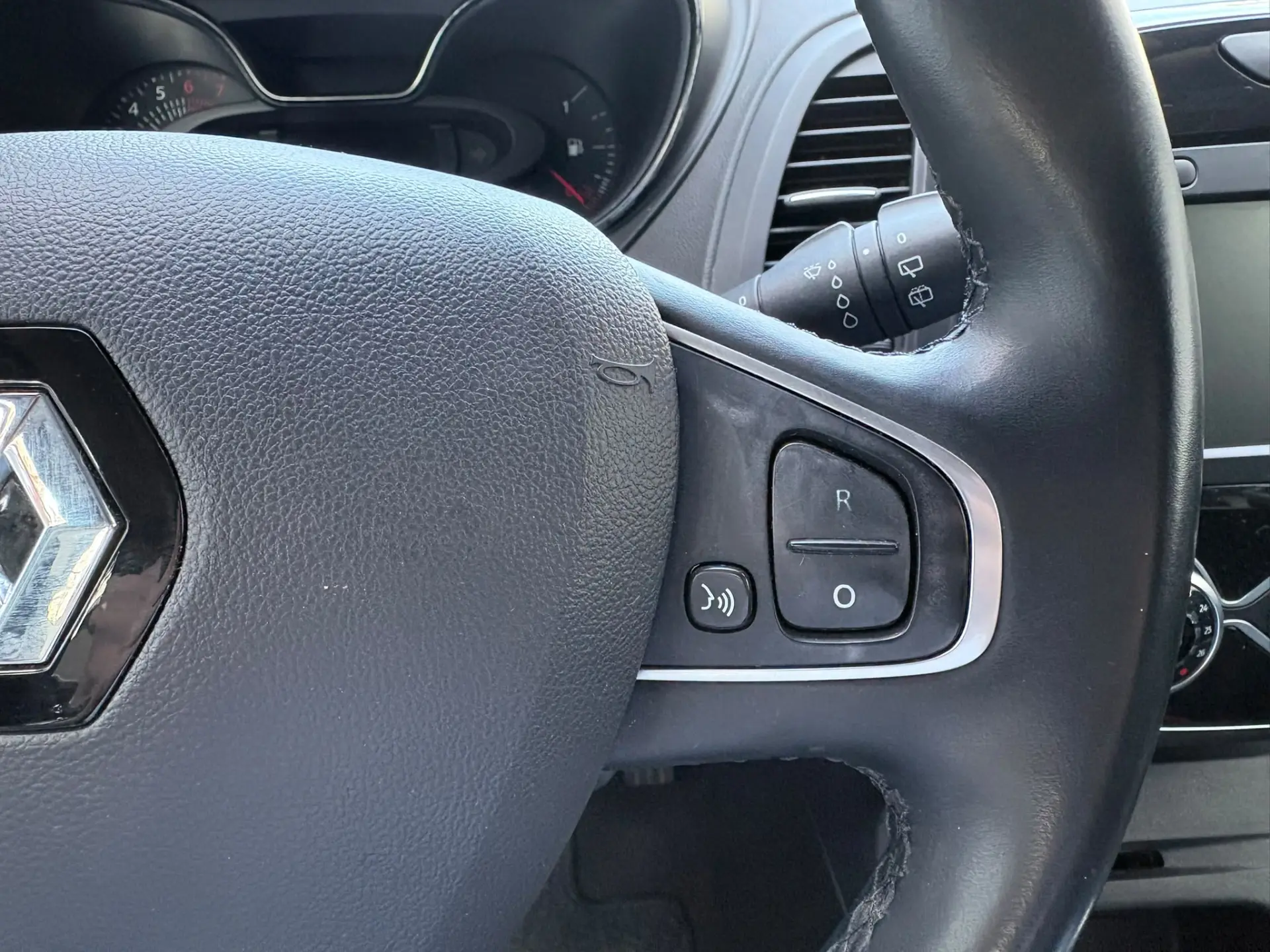 Renault Captur 0.9 TCE Exclusive 37