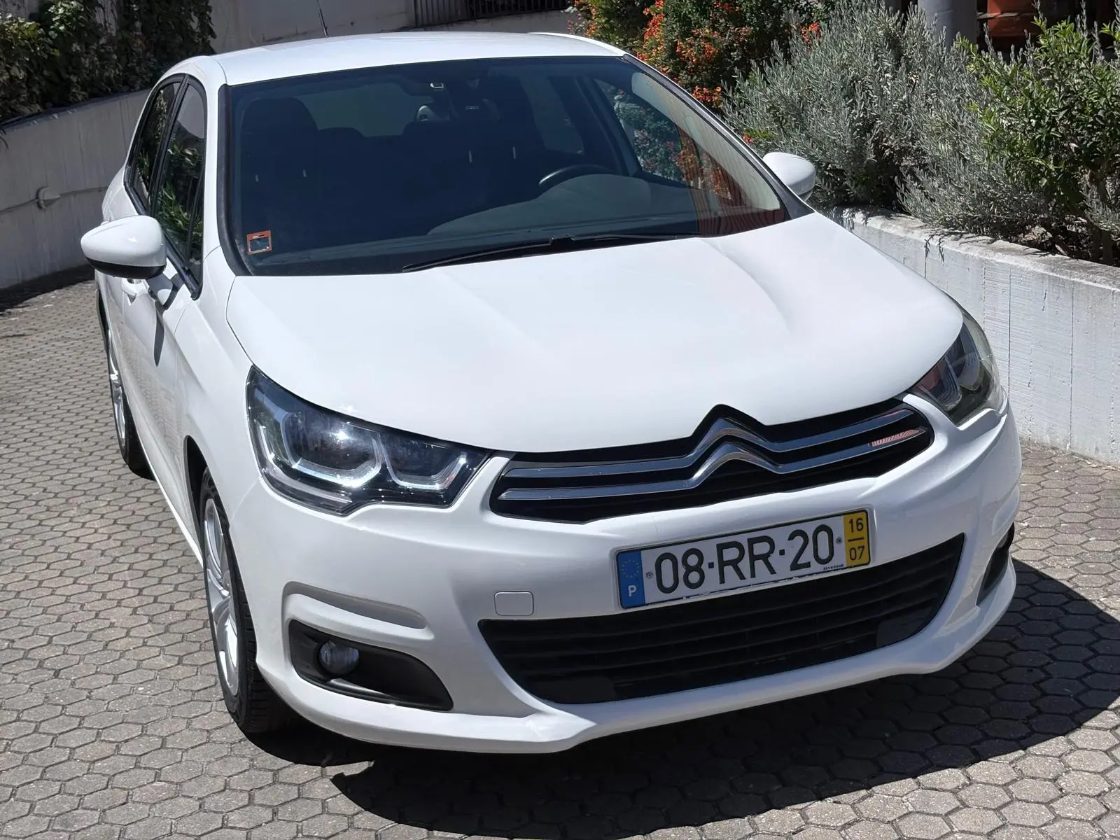 Citroen C4 1.6 BlueHDi Feel EAT6 2