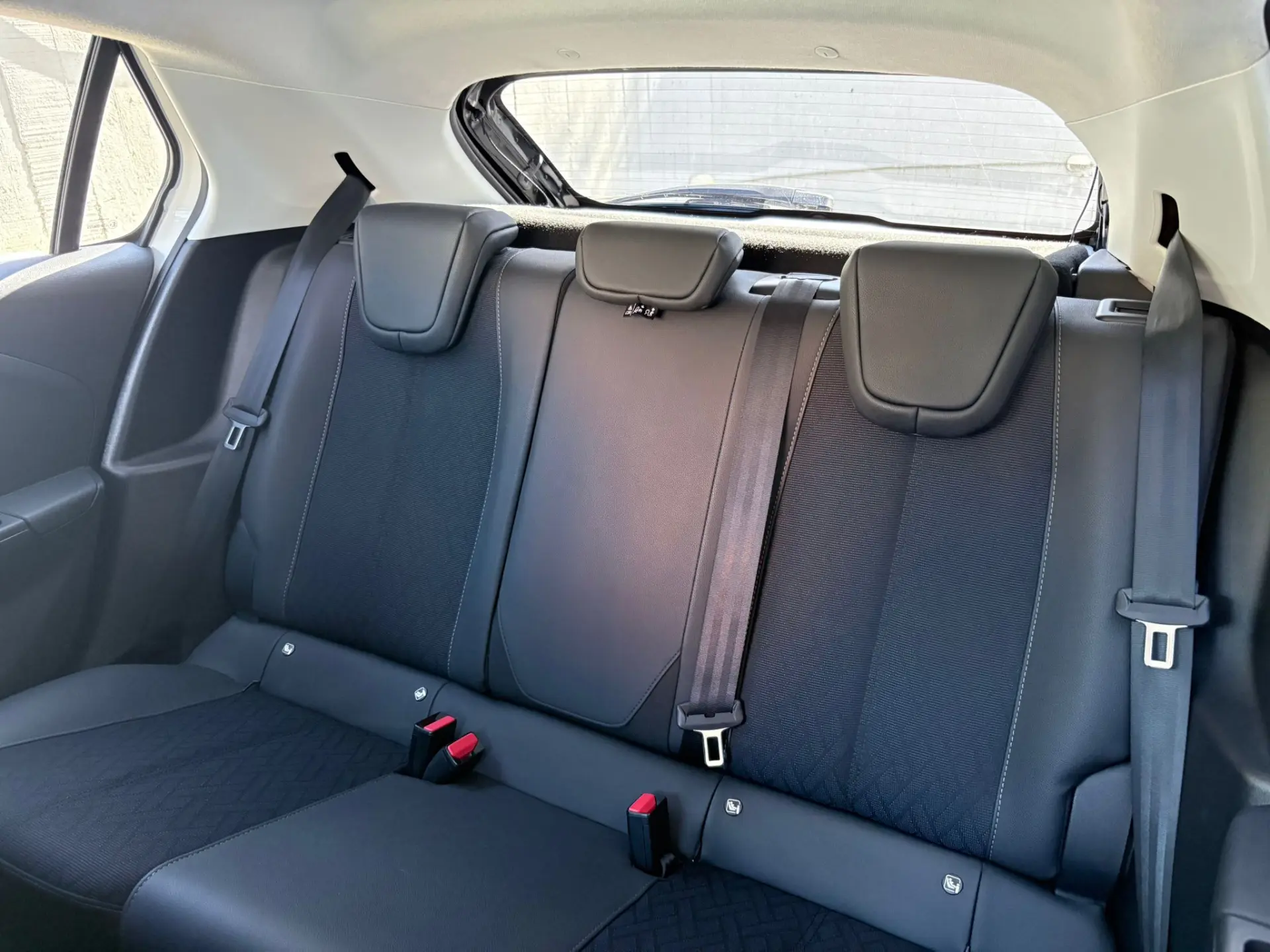 Opel Corsa 1.2 T Edition 52