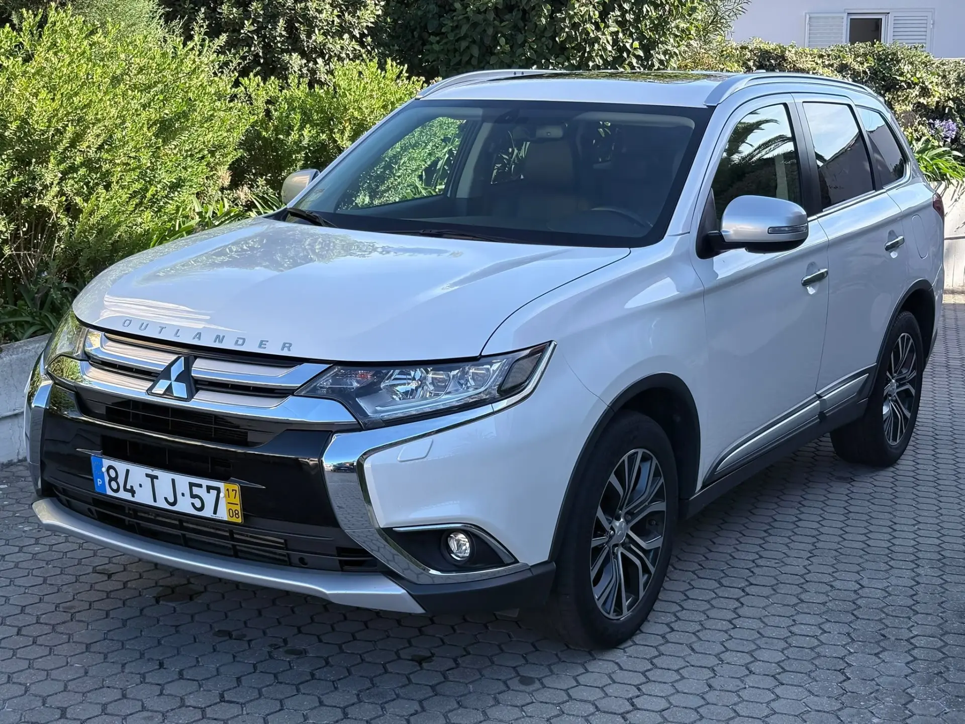 Mitsubishi Outlander 2.2 DI-D Instyle Navi 4