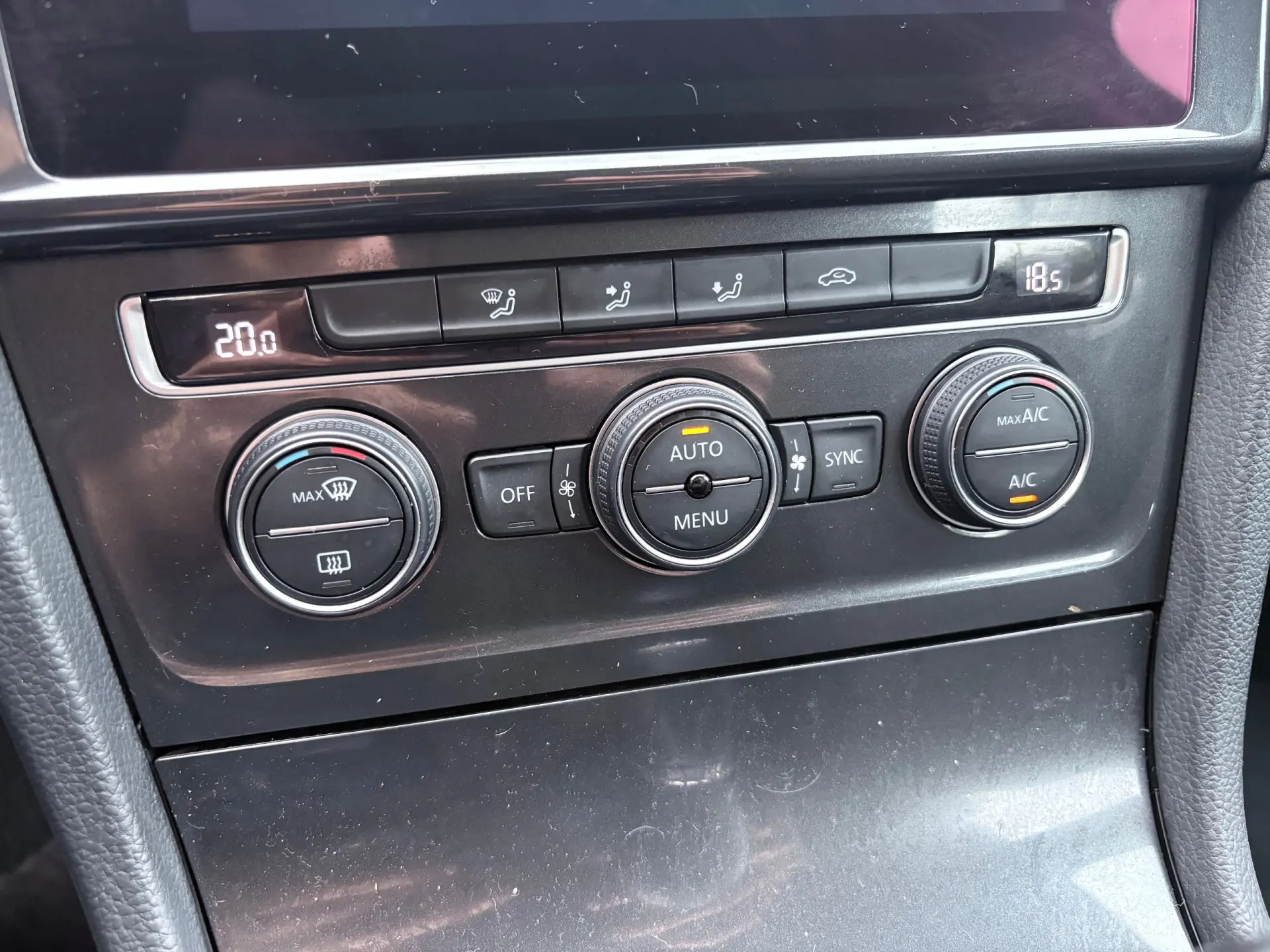 Volkswagen Golf 1.0 TSI Confortline 47