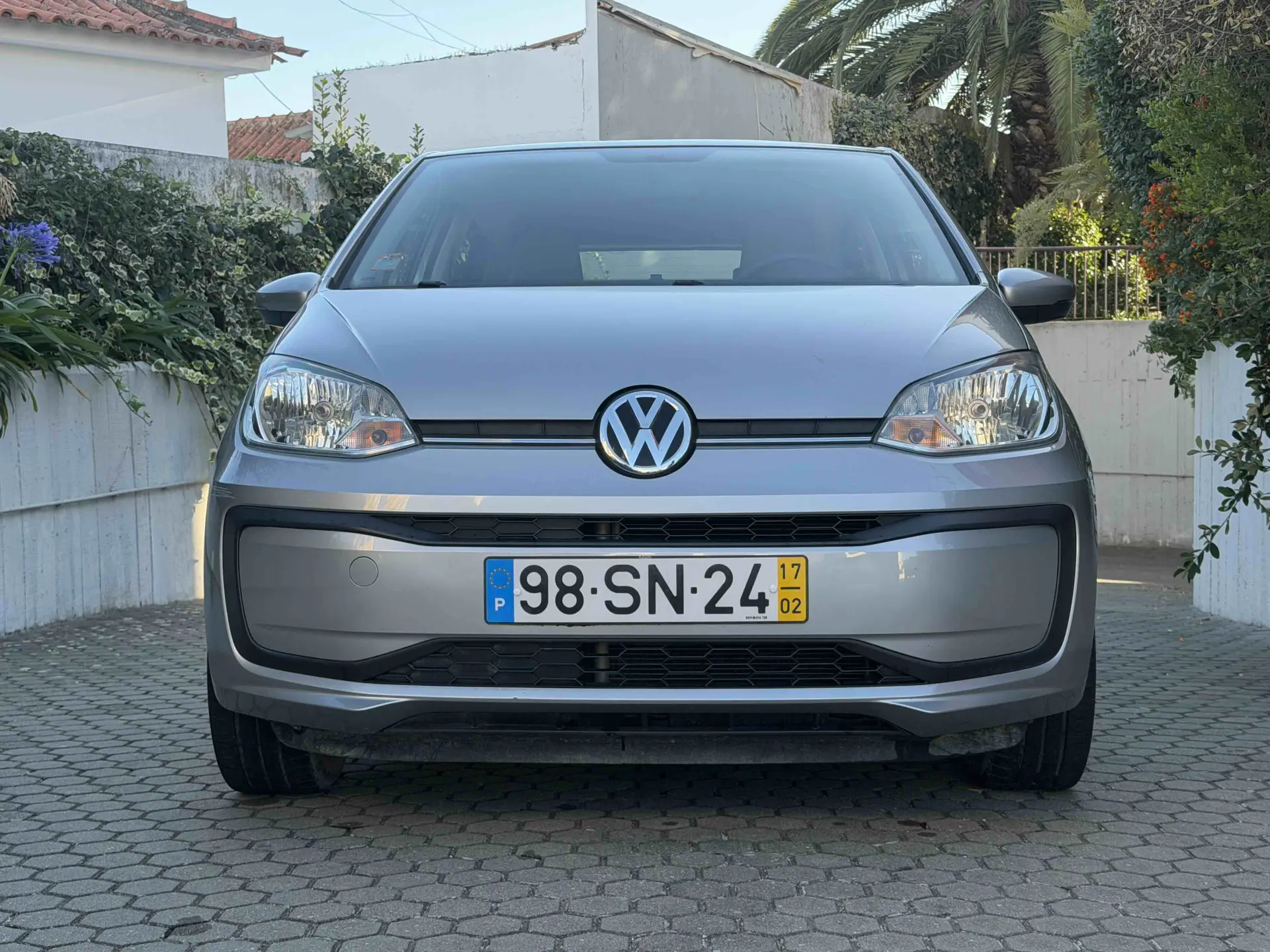 Volkswagen Up! 1.0 Move Auto 14
