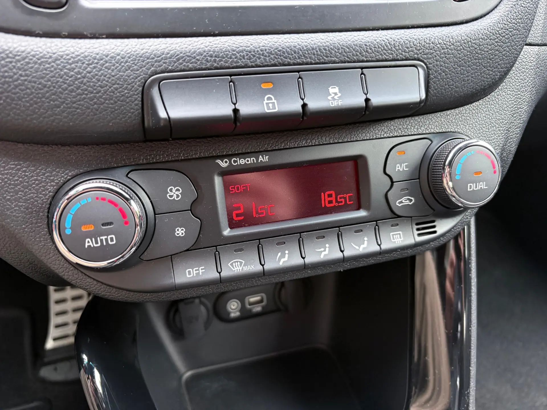 Kia Ceed 1.6 CRDi GT Line 48