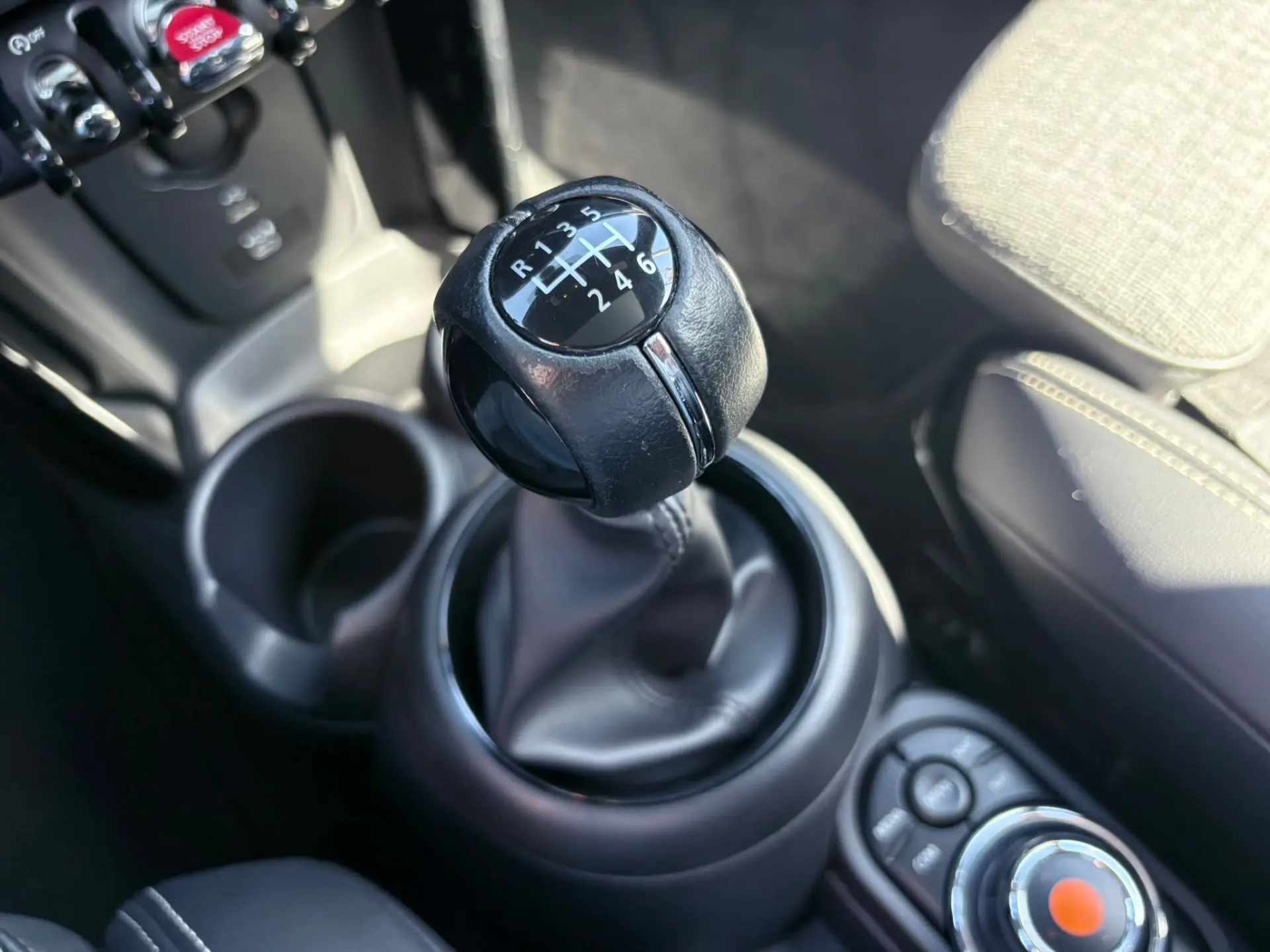 MINI 3 Portas Cooper 54
