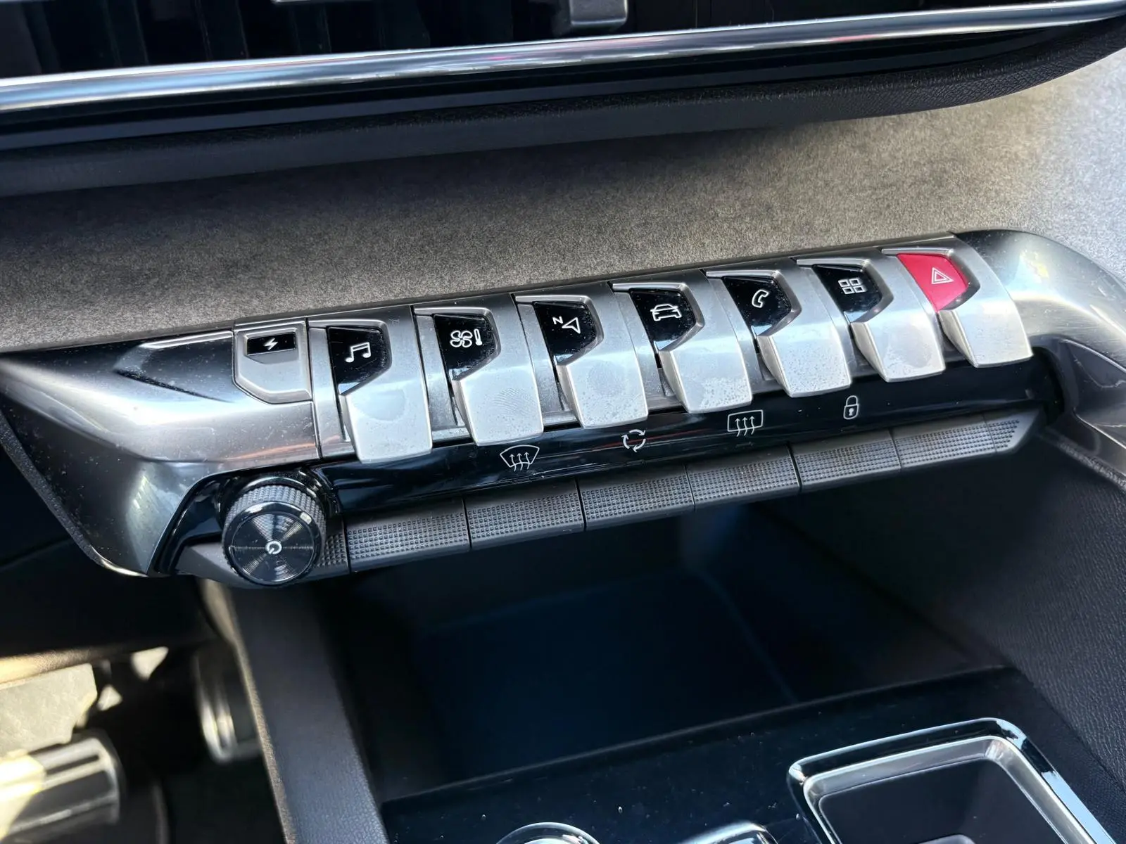 Peugeot 3008 1.6 Hybrid GT e-EAT8 52