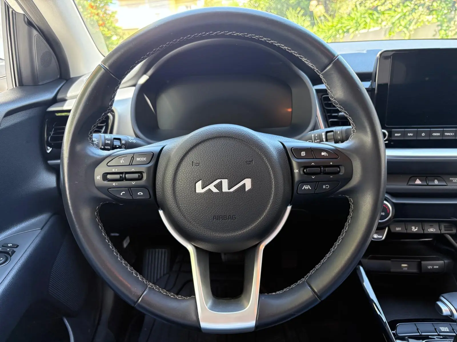 Kia Stonic 1.0 T-GDi Drive 7DCT 34
