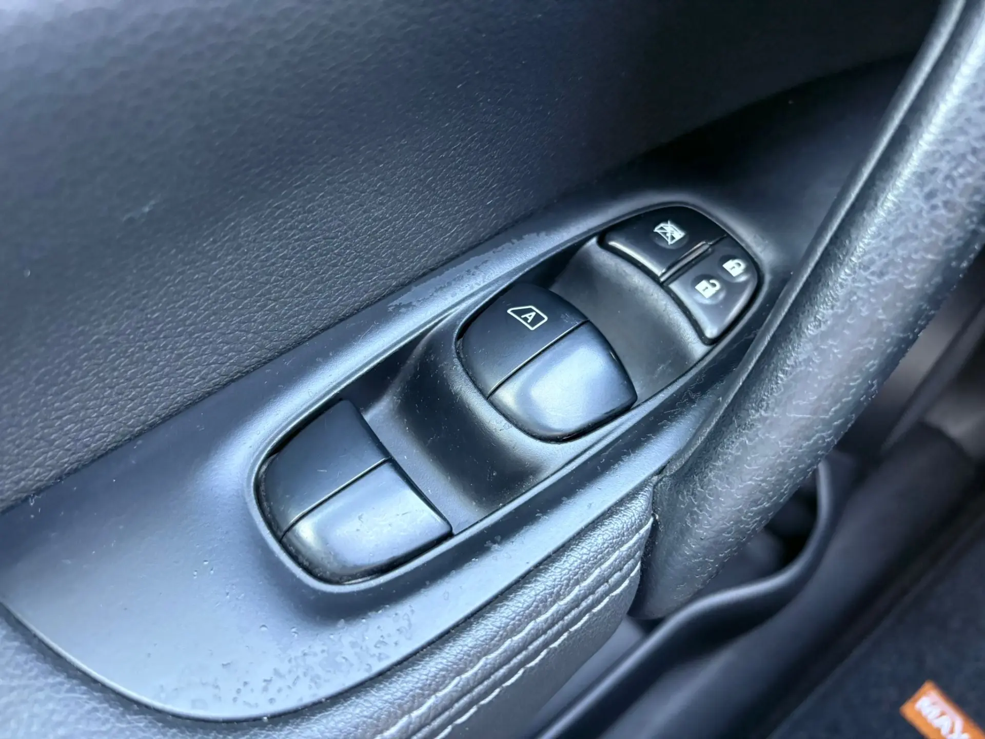 Nissan Qashqai 1.5 dCi Tekna Premium 17 Alcantara 34