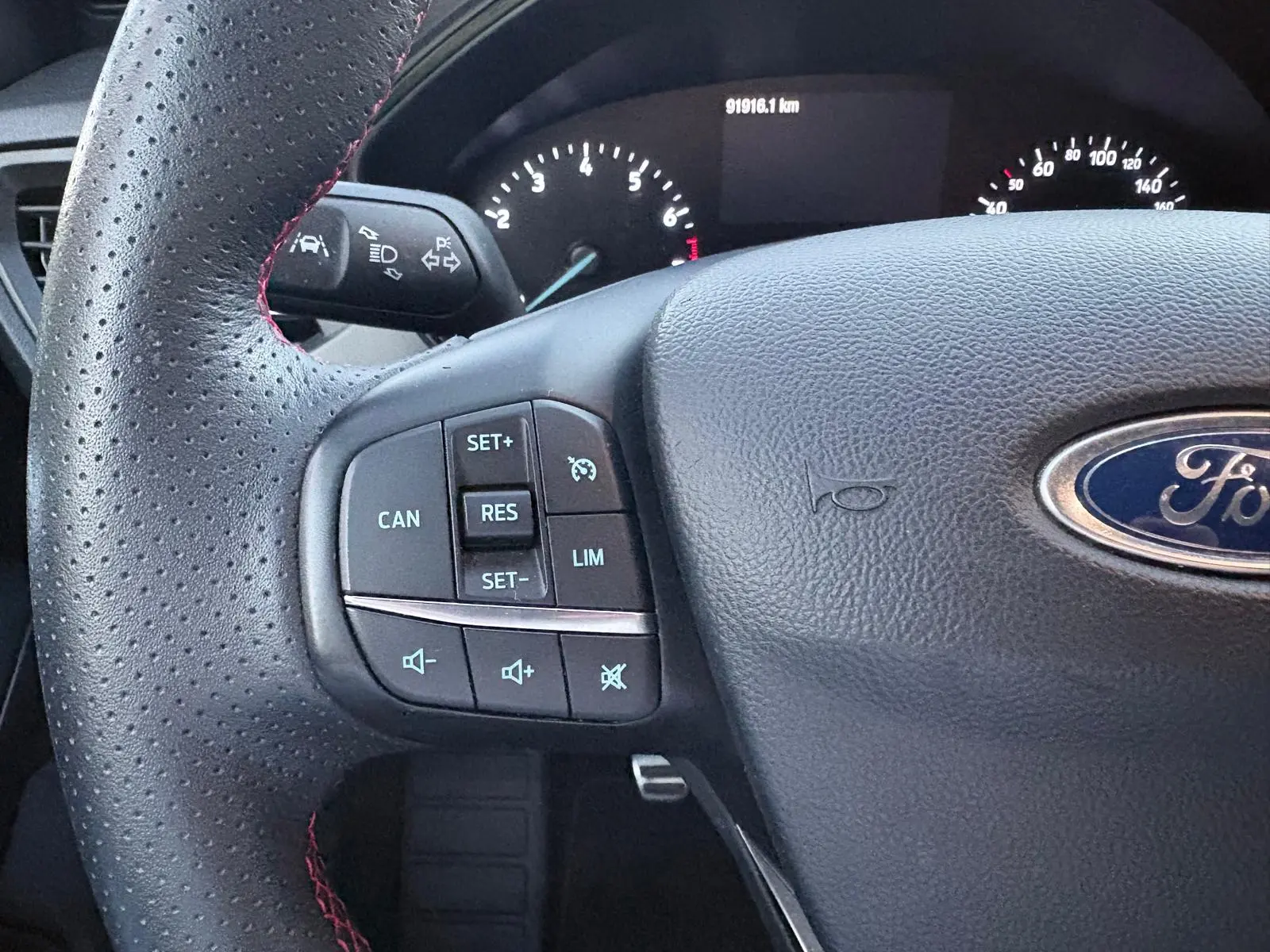 Ford Focus SW 1.0 EcoBoost ST-Line 36