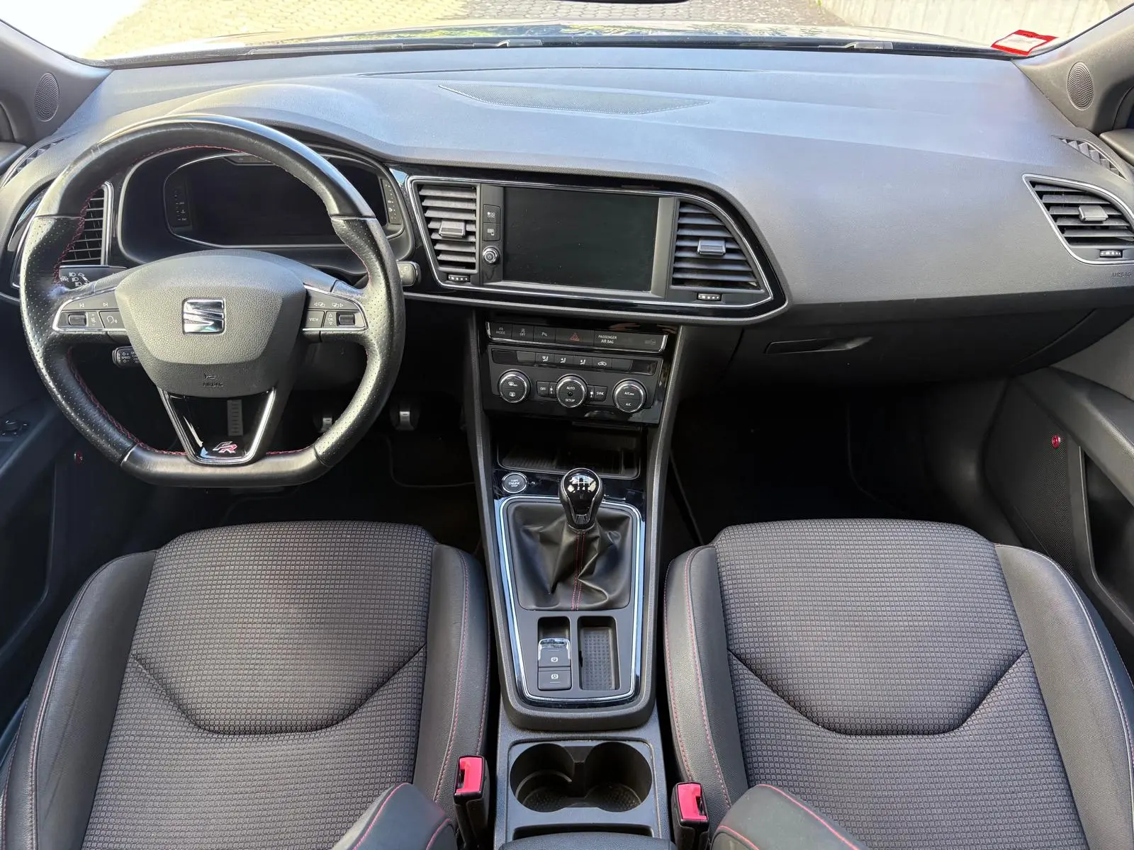 SEAT Leon 1.5 TSI FR 6