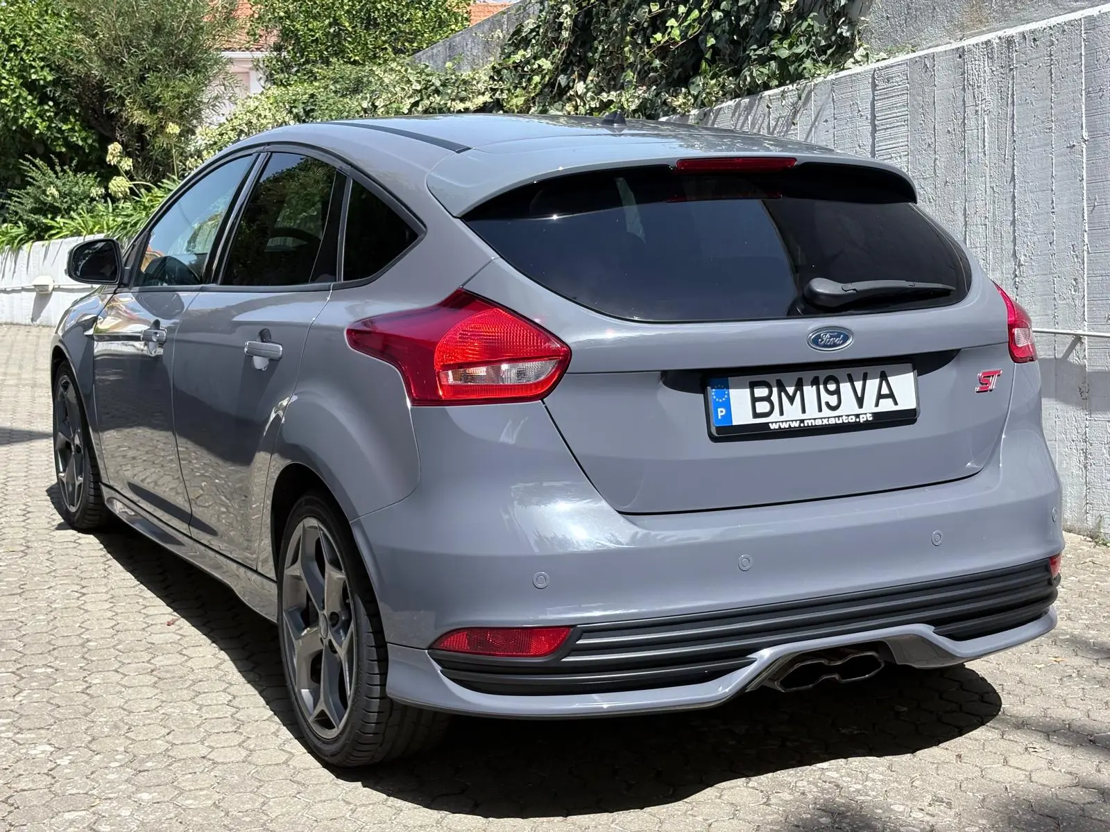 Ford Focus 2.0 EcoBoost ST c/ Pack Pele Desportiva 24