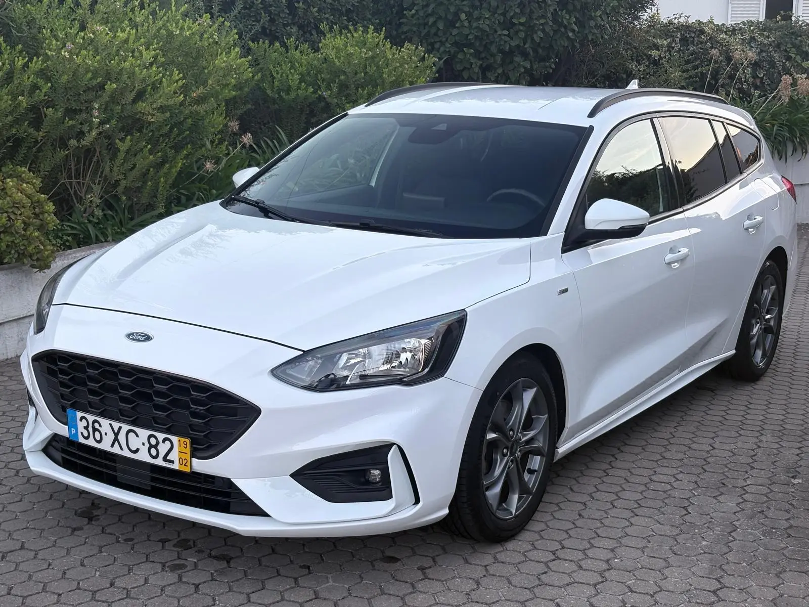 Ford Focus SW 1.0 EcoBoost ST-Line 4
