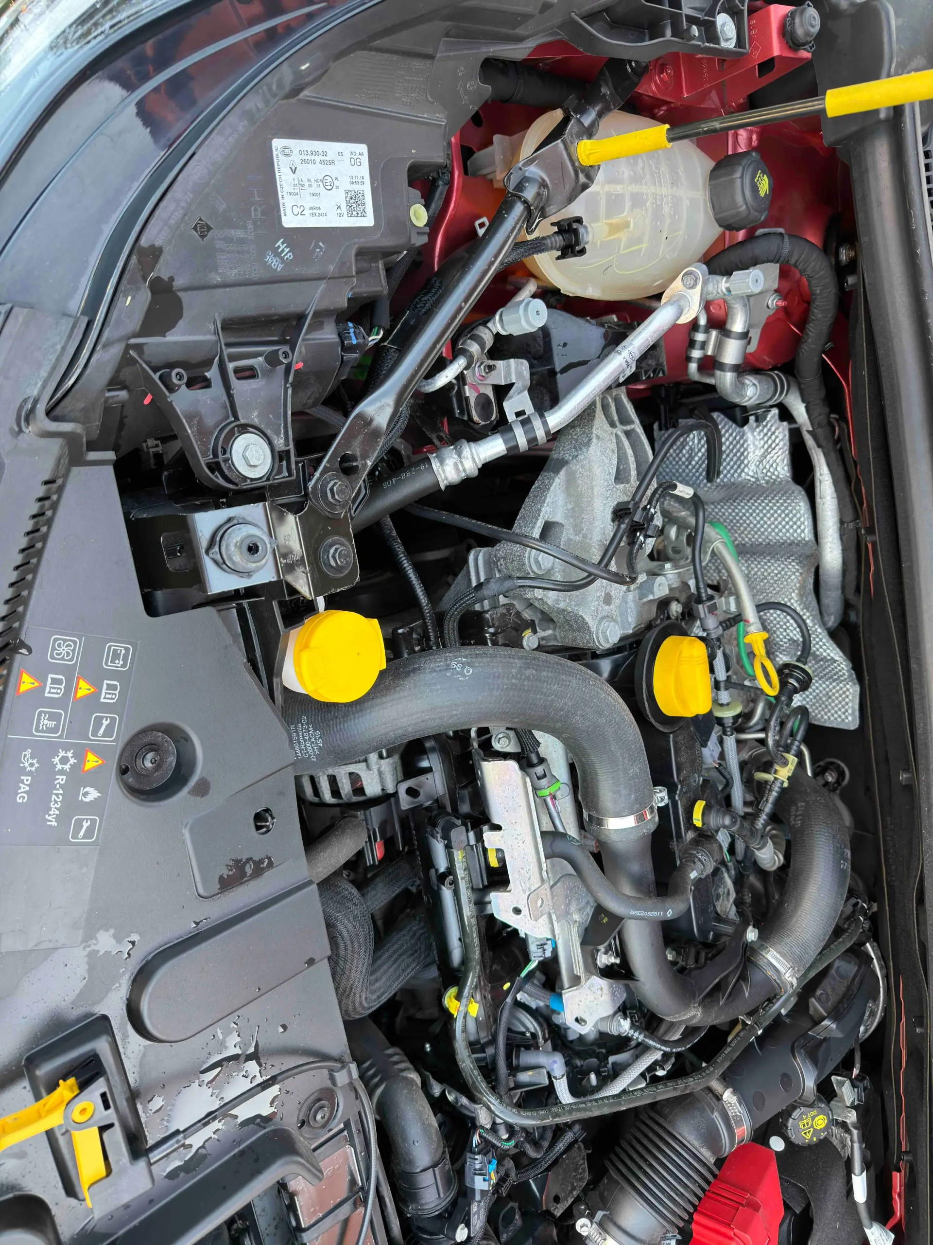 Renault Captur 1.0 TCe Exclusive 19