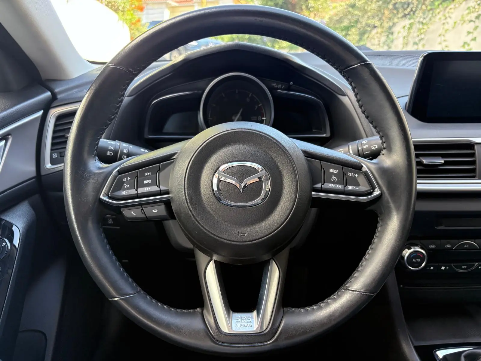 Mazda 3 1.5 Sky-G Evolve HS Navi 35