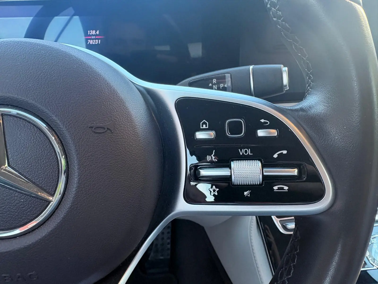 Mercedes-Benz E 220 d AMG Line Aut. 41