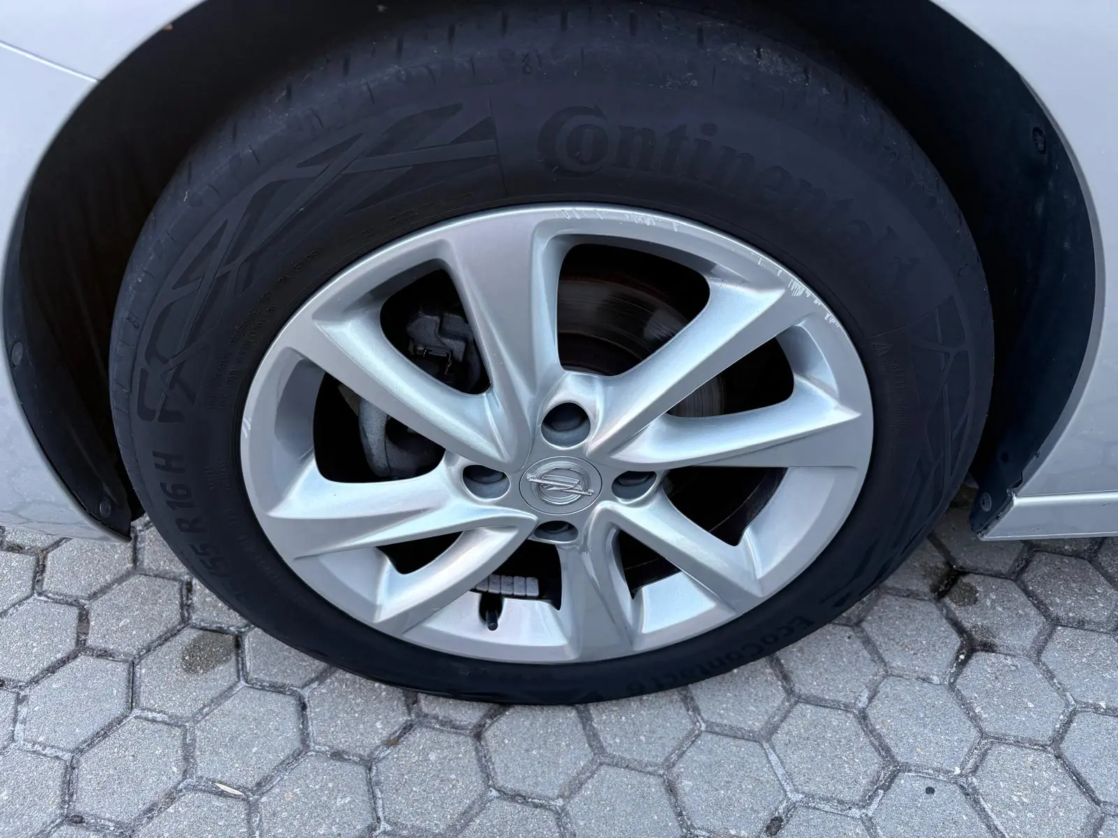 Opel Corsa 1.2 Business 12