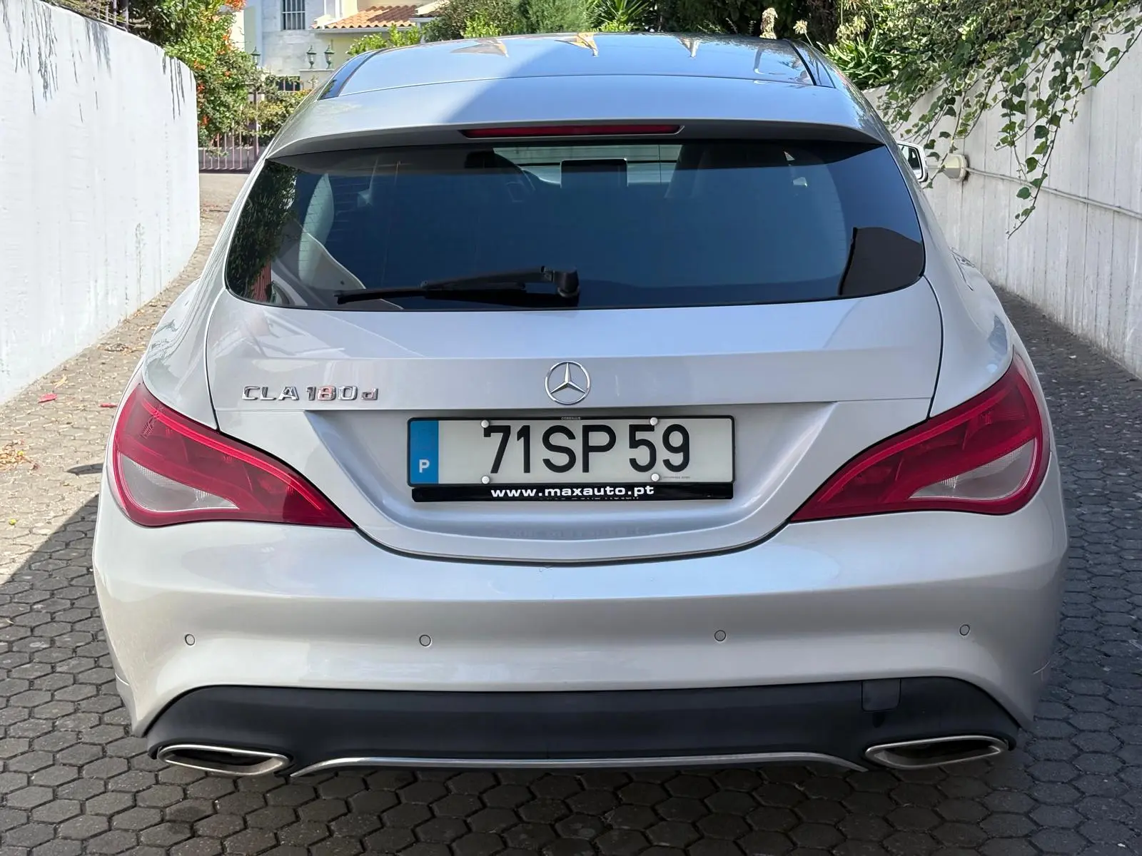 Mercedes-Benz CLA 180 d Shooting Brake Urban Aut. 5