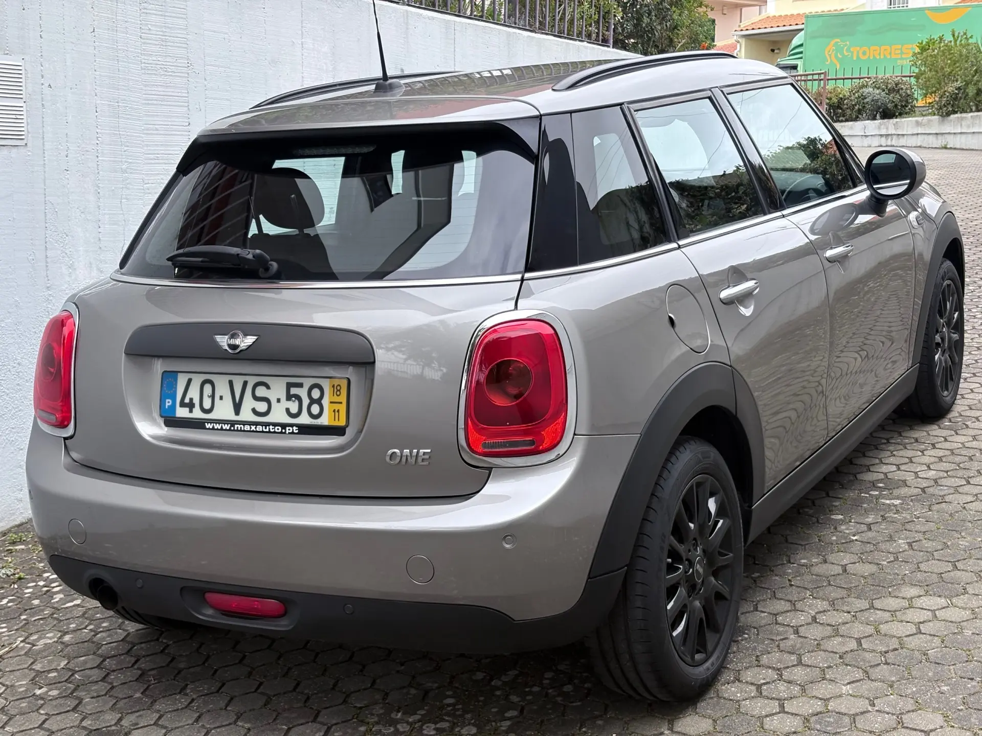 MINI 5 Portas One 19