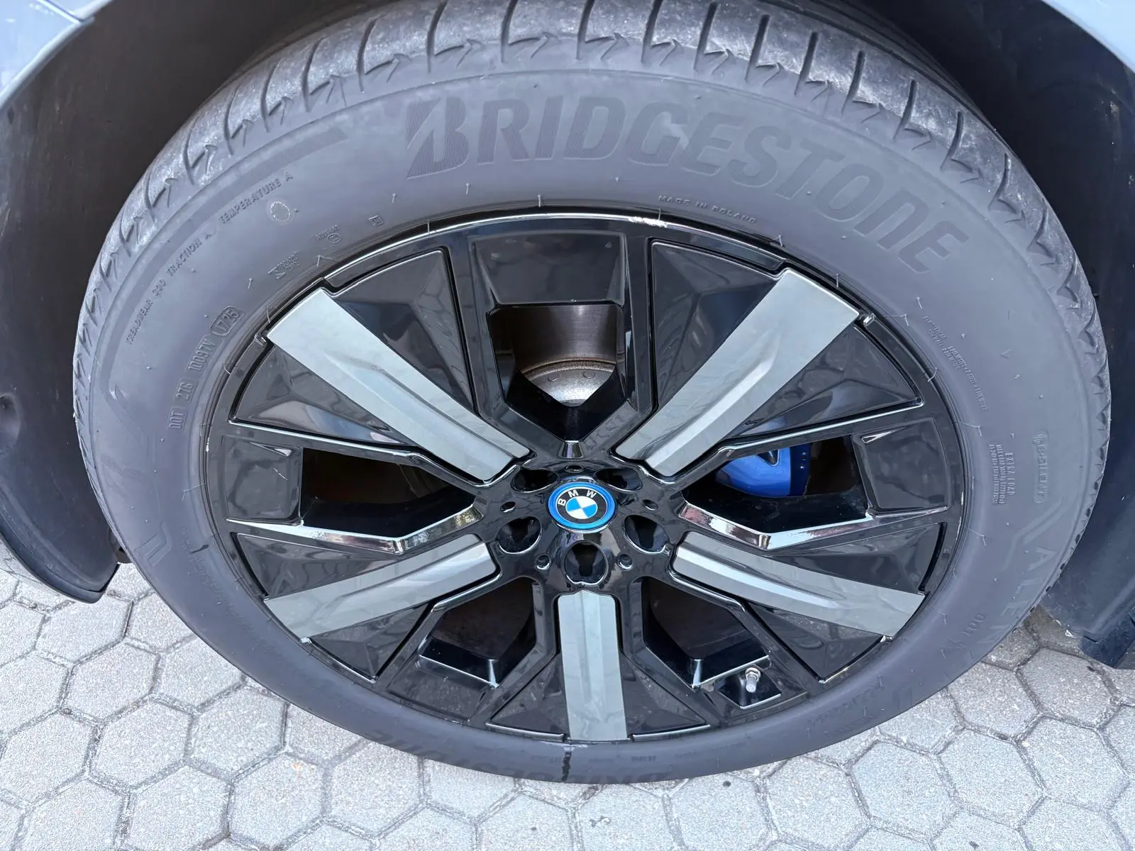 BMW iX xDrive 50 Pack Desportivo 12