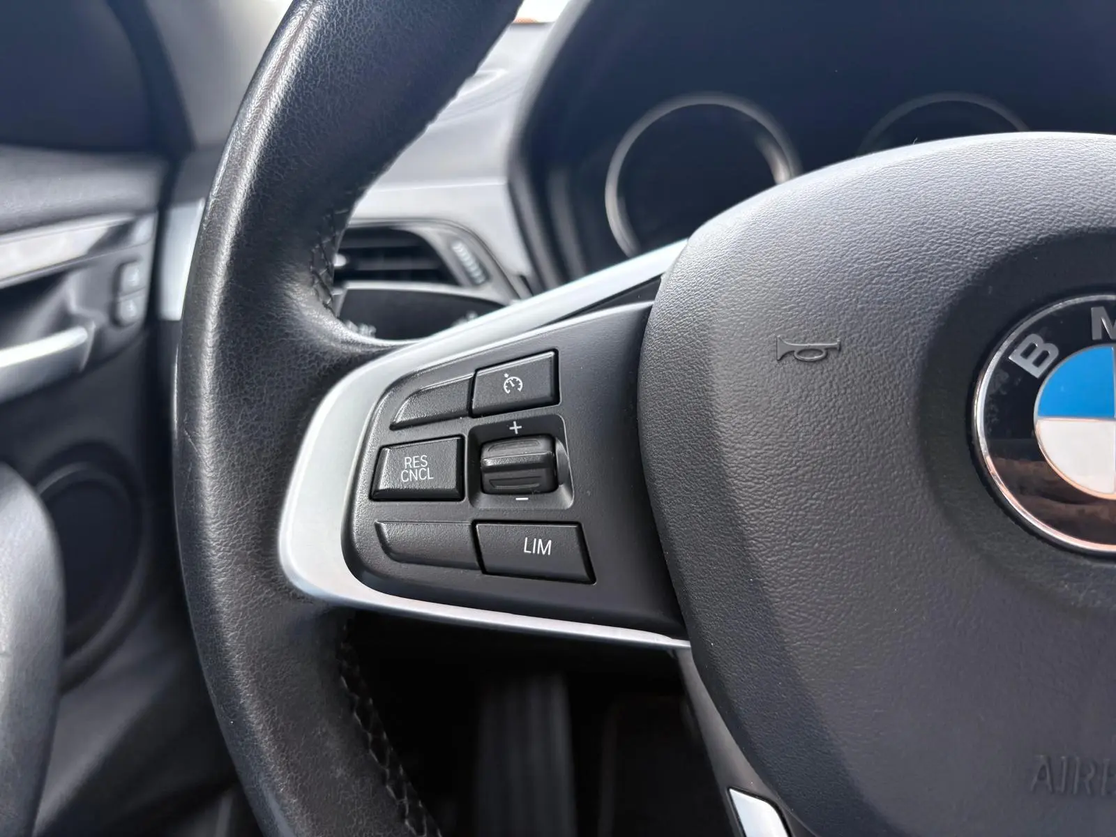 BMW X2 16 d sDrive Auto Advantage 35