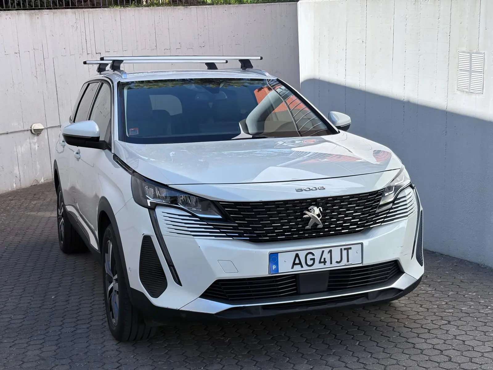 Peugeot 5008 1.2 PureTech Allure EAT8 16