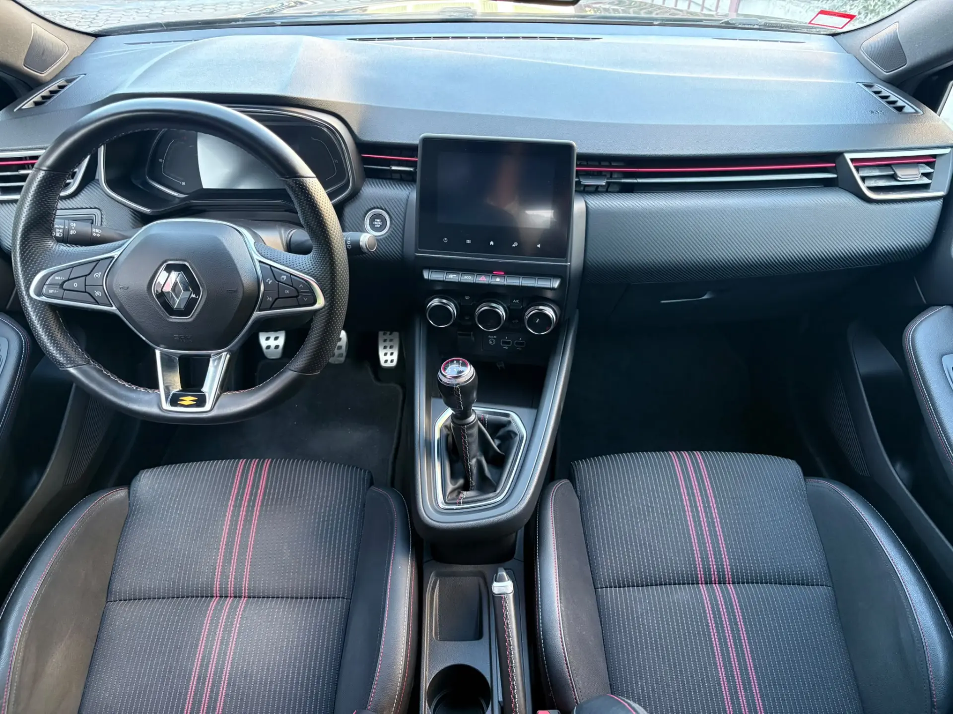 Renault Clio 1.0 TCe RS Line 6