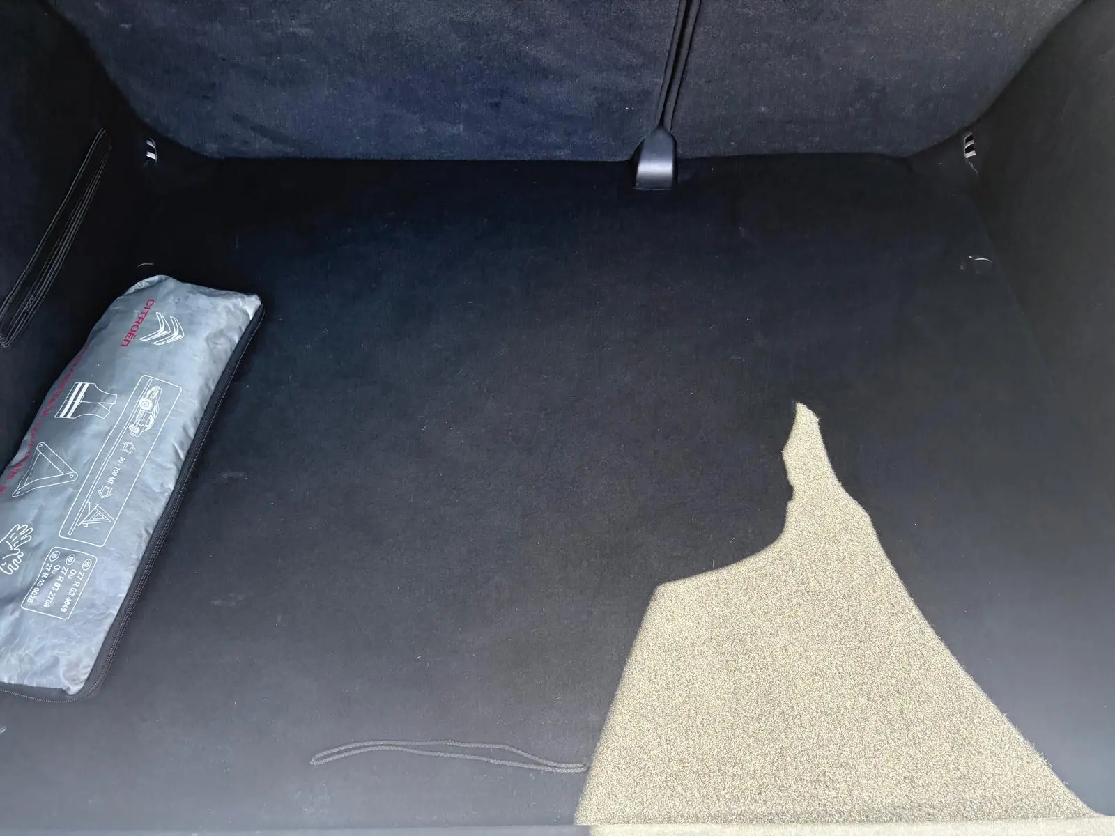 Citroen C4 1.6 BlueHDi Feel EAT6 27