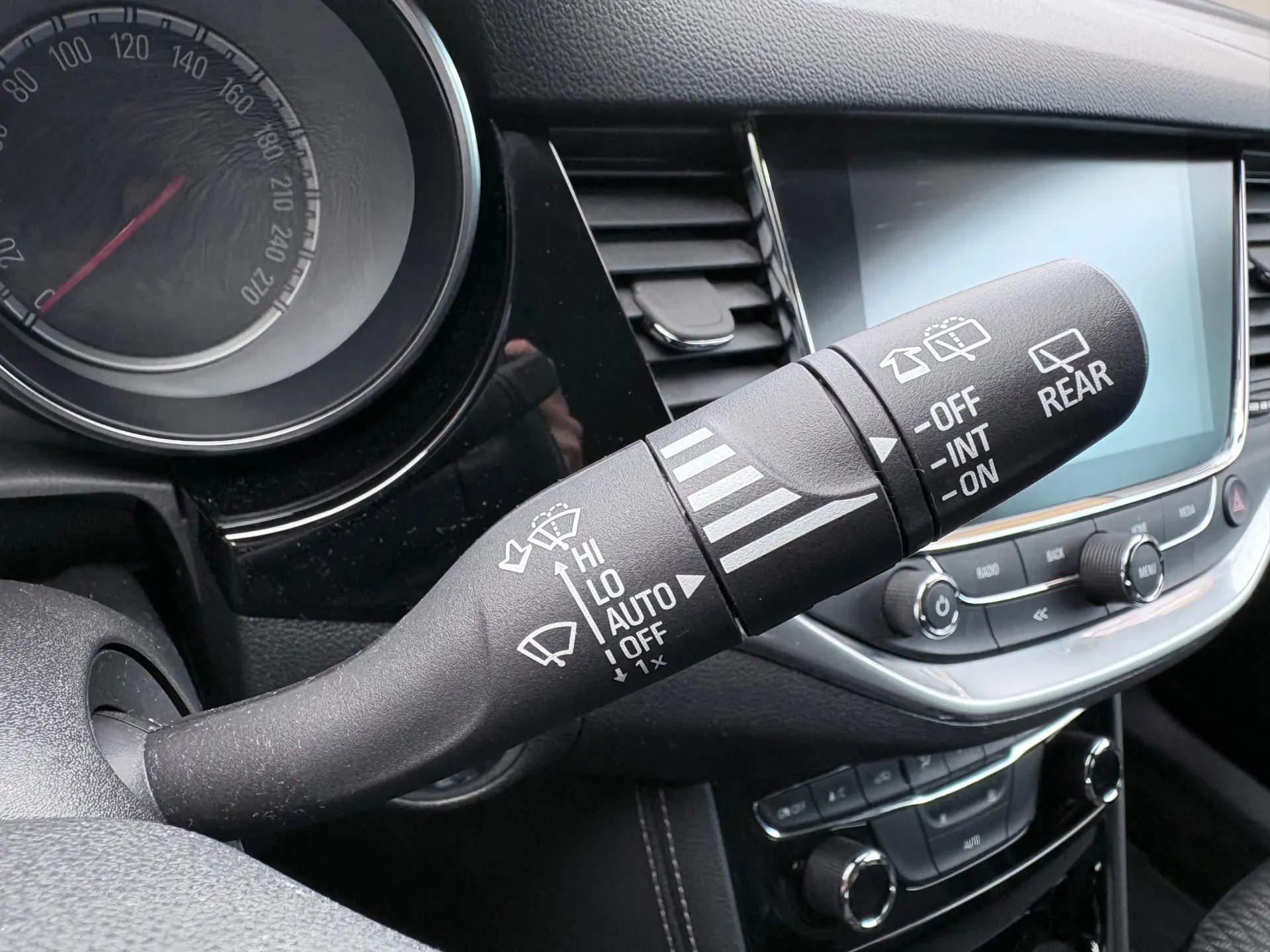 Opel Astra 1.6 CDTI Innovation S/S 41