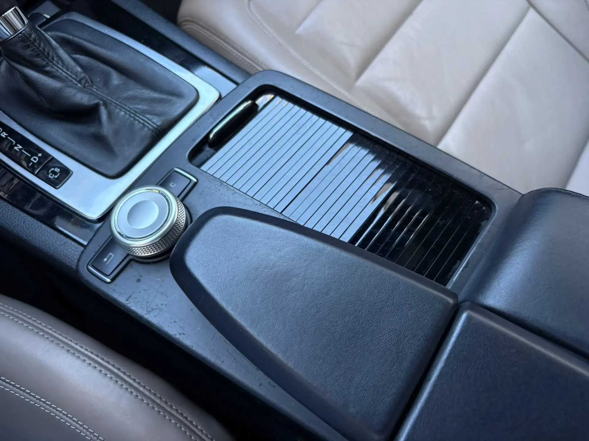 Mercedes-Benz E 350 CGi Avantgarde BlueEfficiency Auto 53
