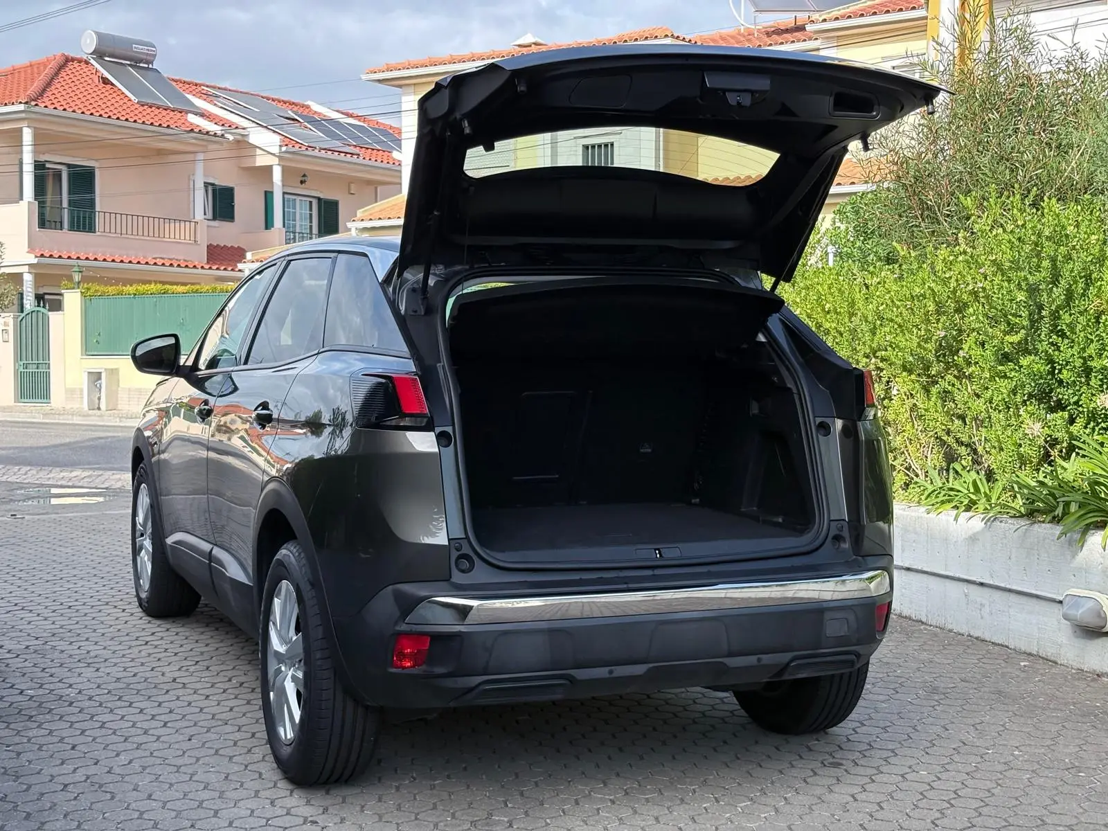 Peugeot 3008 1.2 PureTech Allure EAT8 26