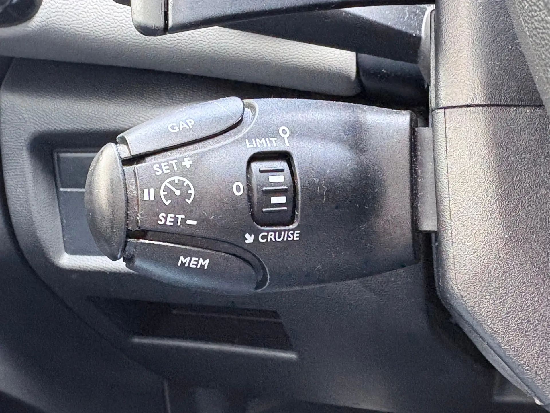 Citroën C5 Aircross 1.6 Hybrid Shine e-EAT8 41