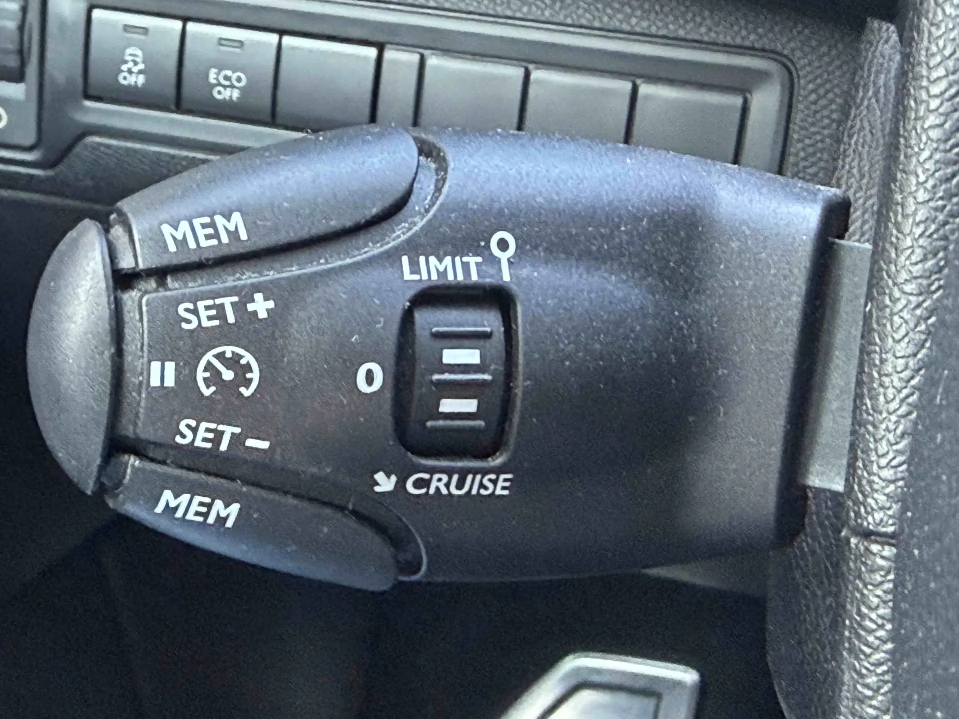 Peugeot 308 1.6 BlueHDi Style 40