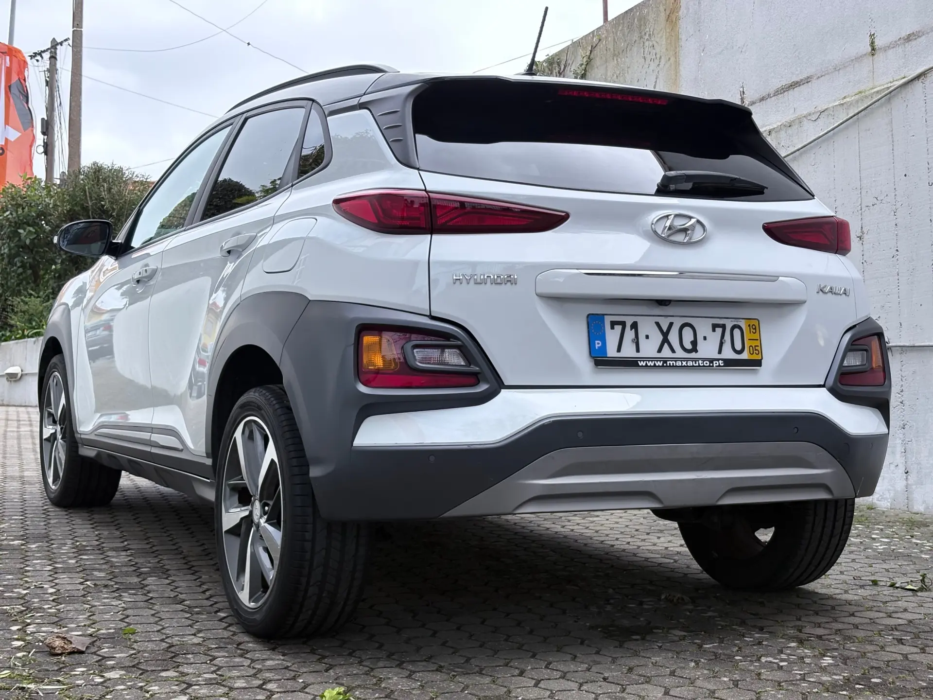Hyundai Kauai 1.0 T-GDi Premium Tec.Preto 24