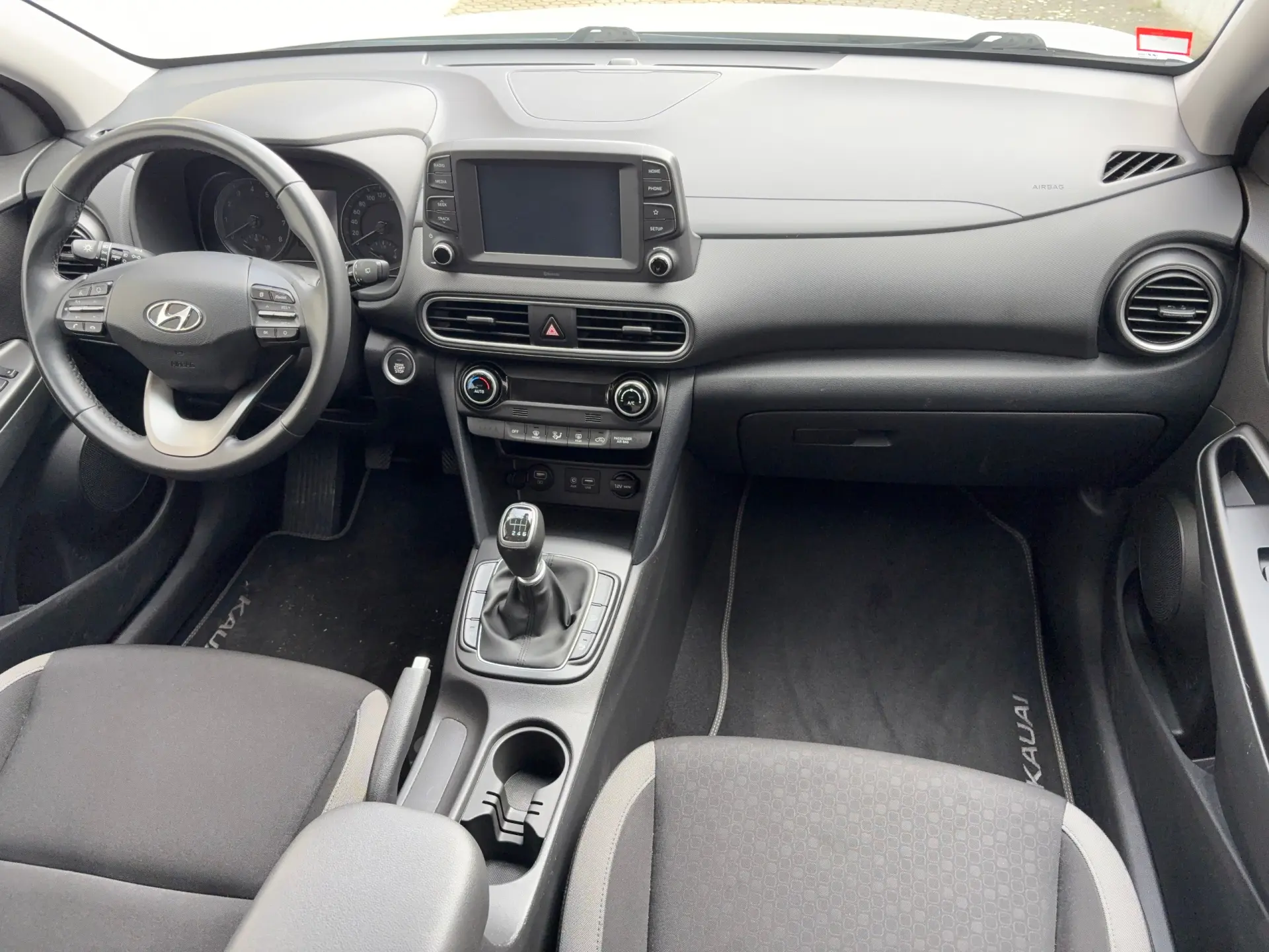 Hyundai Kauai 1.0 T-GDi Premium Tec.Preto 34
