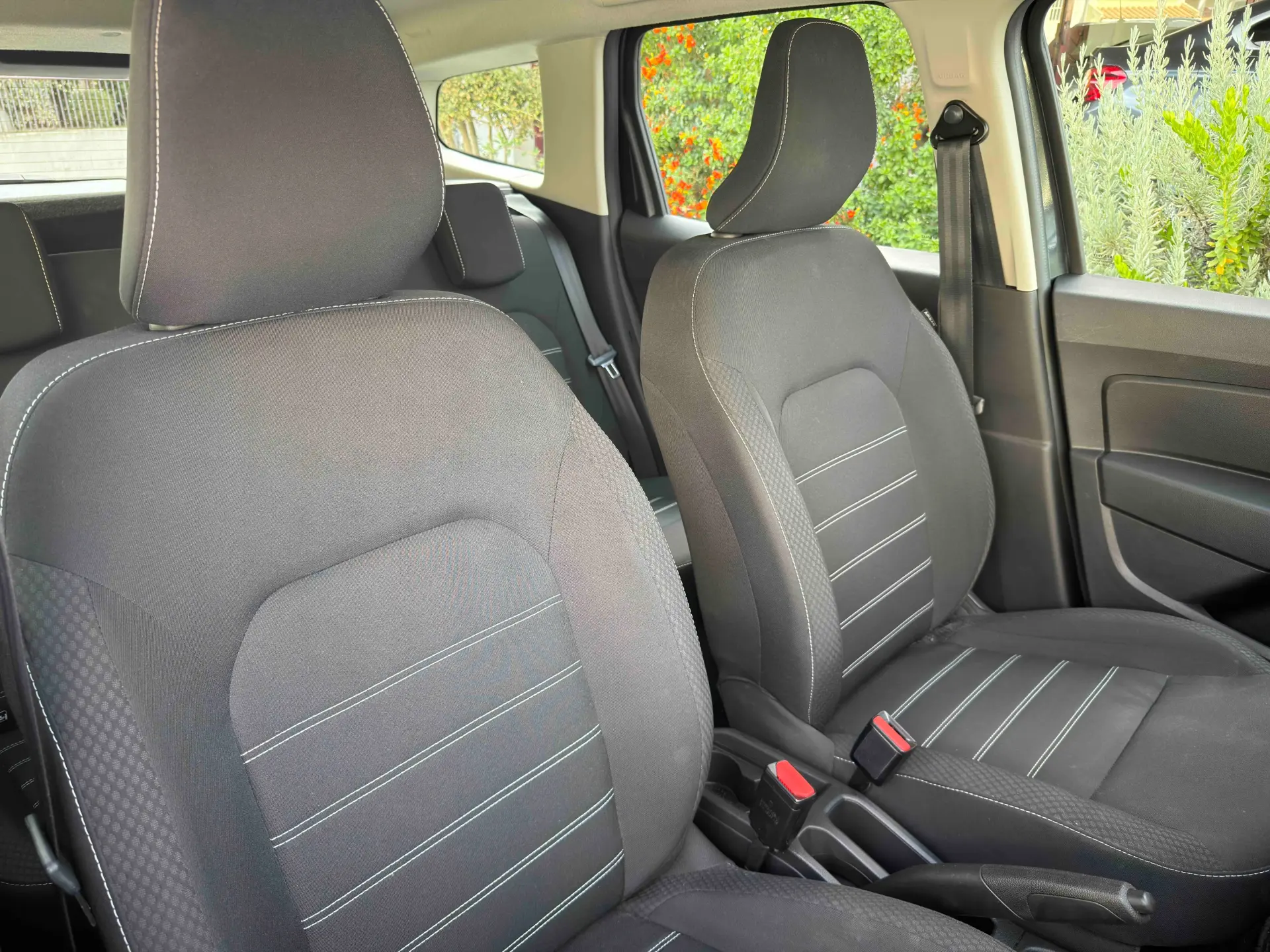 Dacia Duster 1.0 TCe Expression 29