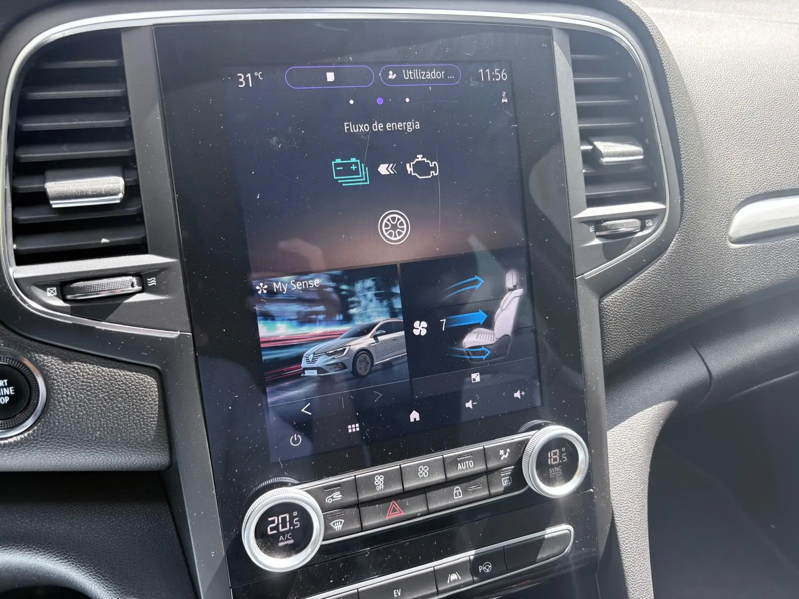 Renault Mégane Sport Tourer 1.6 E-Tech Plug-In Intens 44