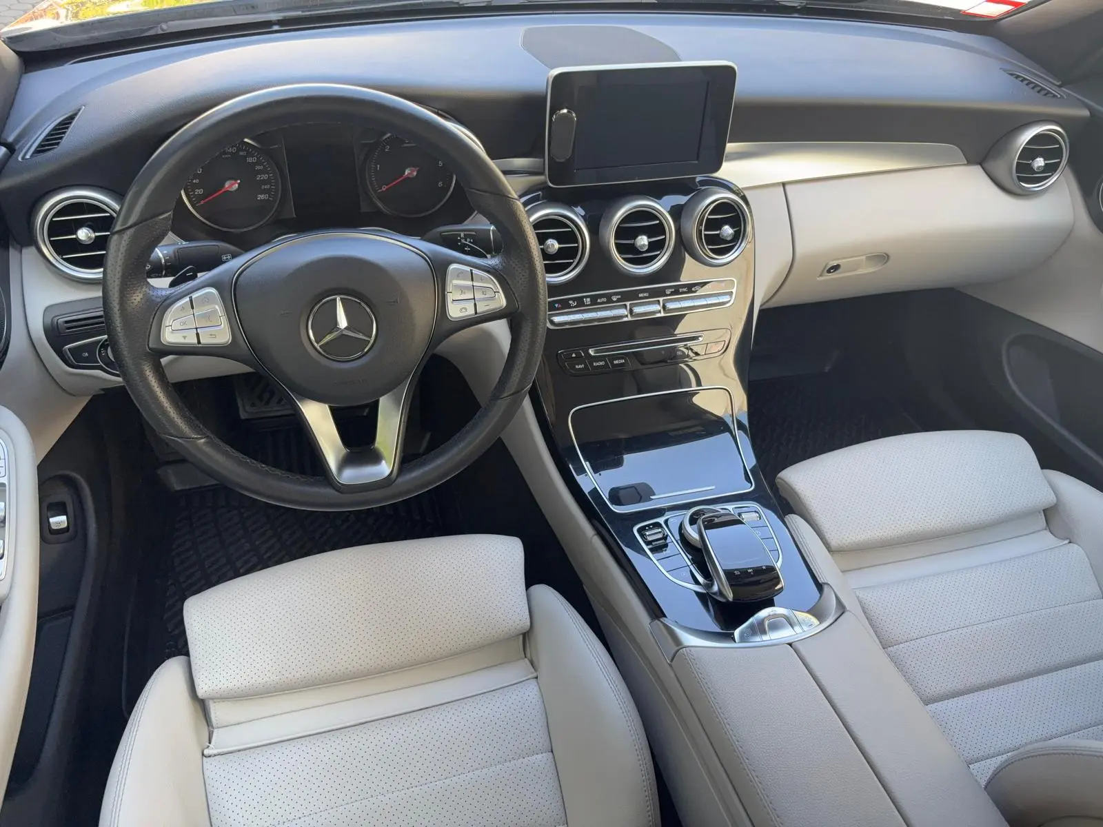 Mercedes-Benz C 220 d Aut. 30