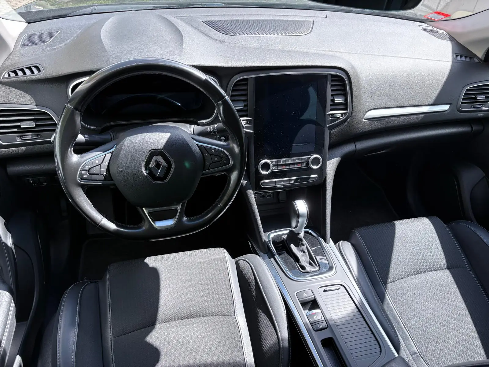 Renault Mégane Sport Tourer 1.6 E-Tech Plug-In Intens 30