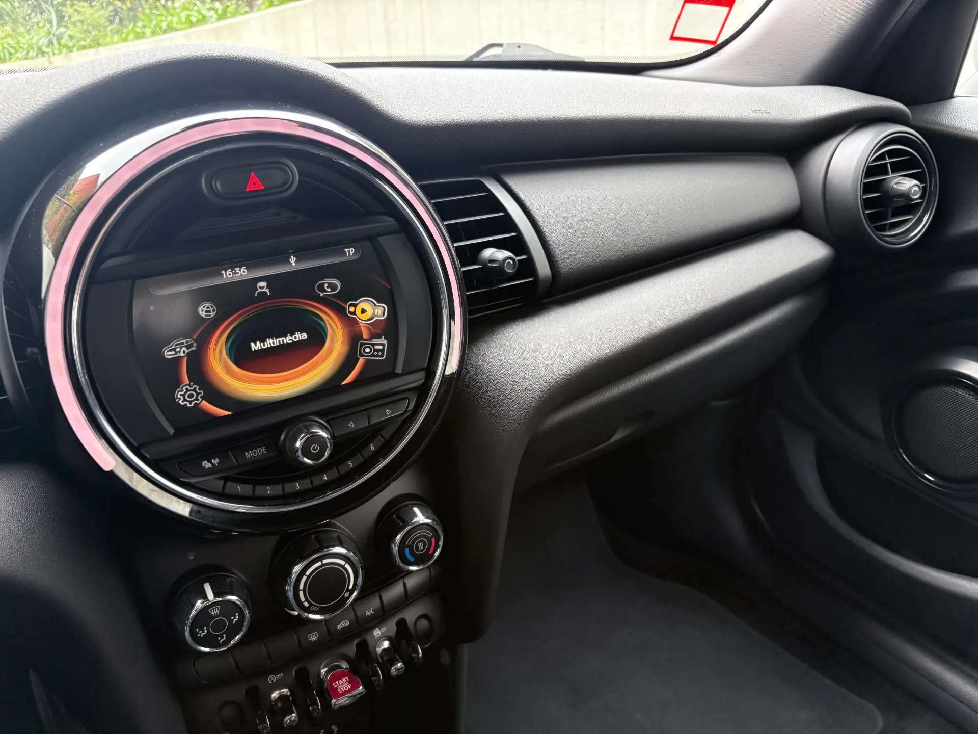 MINI 5 Portas One 47